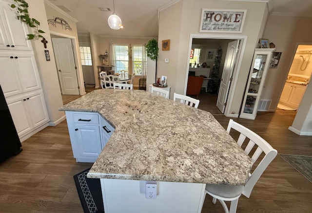 601 Starkey Rd, Lot 29, Largo, Florida 33771, 3 Bedrooms Bedrooms, ,2 BathroomsBathrooms,55-Plus Mobile Home,For Sale,Starkey Rd, Lot 29,4425