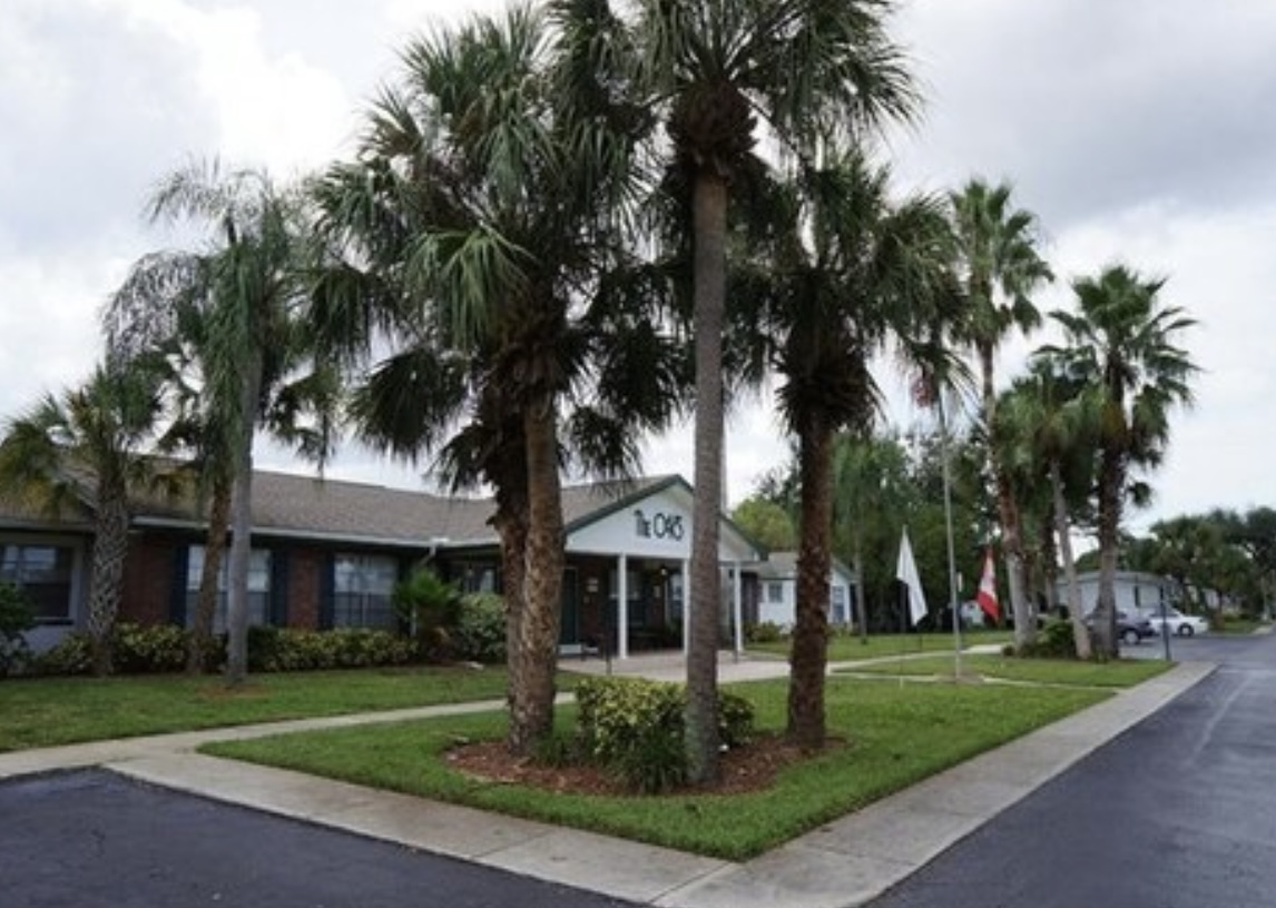 601 Starkey Rd, Lot 29, Largo, Florida 33771, 3 Bedrooms Bedrooms, ,2 BathroomsBathrooms,55-Plus Mobile Home,For Sale,Starkey Rd, Lot 29,4425