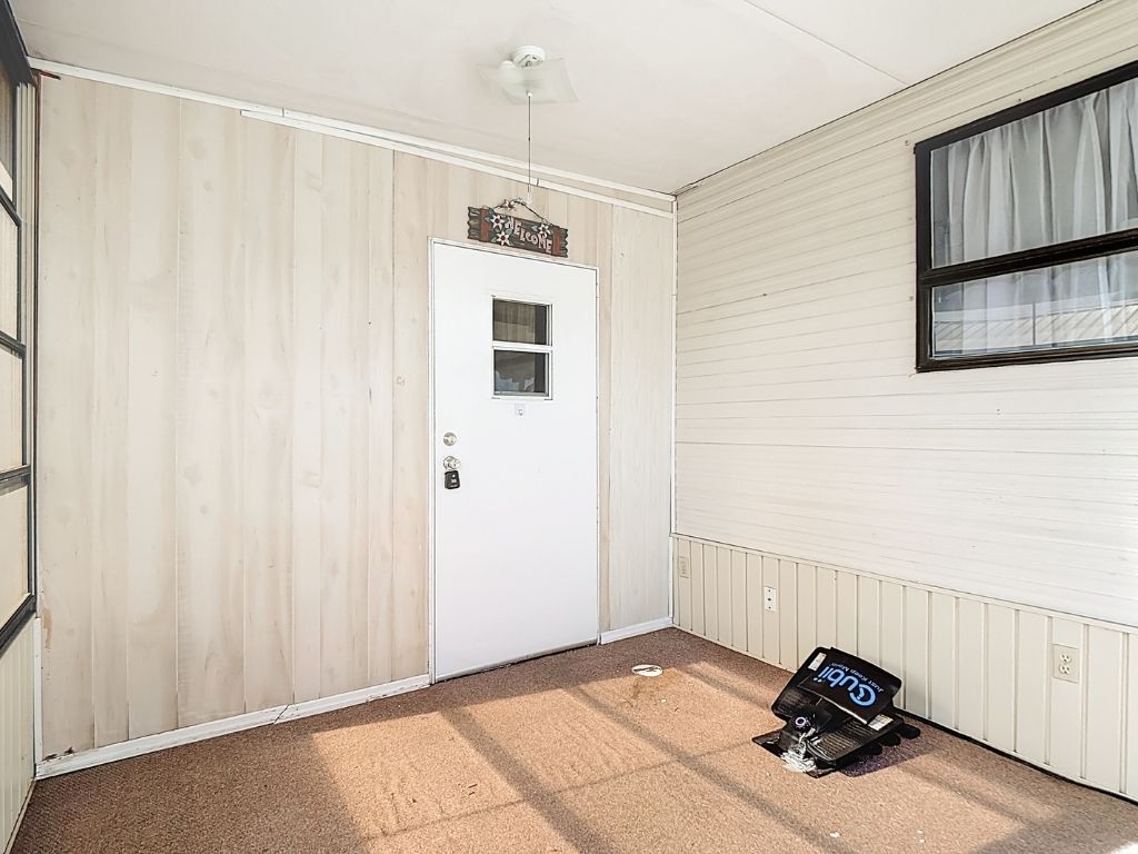 1015 Dundee Rd, Lot 34, Dundee, Florida 33838, 1 Bedroom Bedrooms, ,1 BathroomBathrooms,55-Plus Mobile Home,For Sale,Dundee Rd, Lot 34,4434