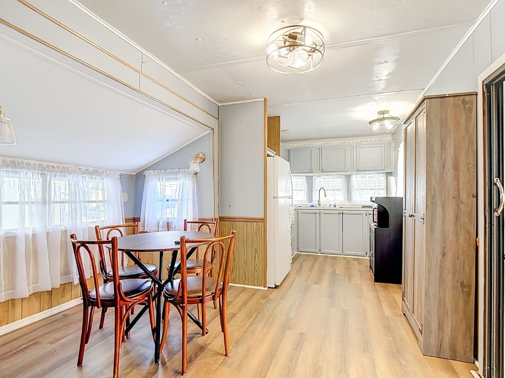 1015 Dundee Rd, Lot 34, Dundee, Florida 33838, 1 Bedroom Bedrooms, ,1 BathroomBathrooms,55-Plus Mobile Home,For Sale,Dundee Rd, Lot 34,4434