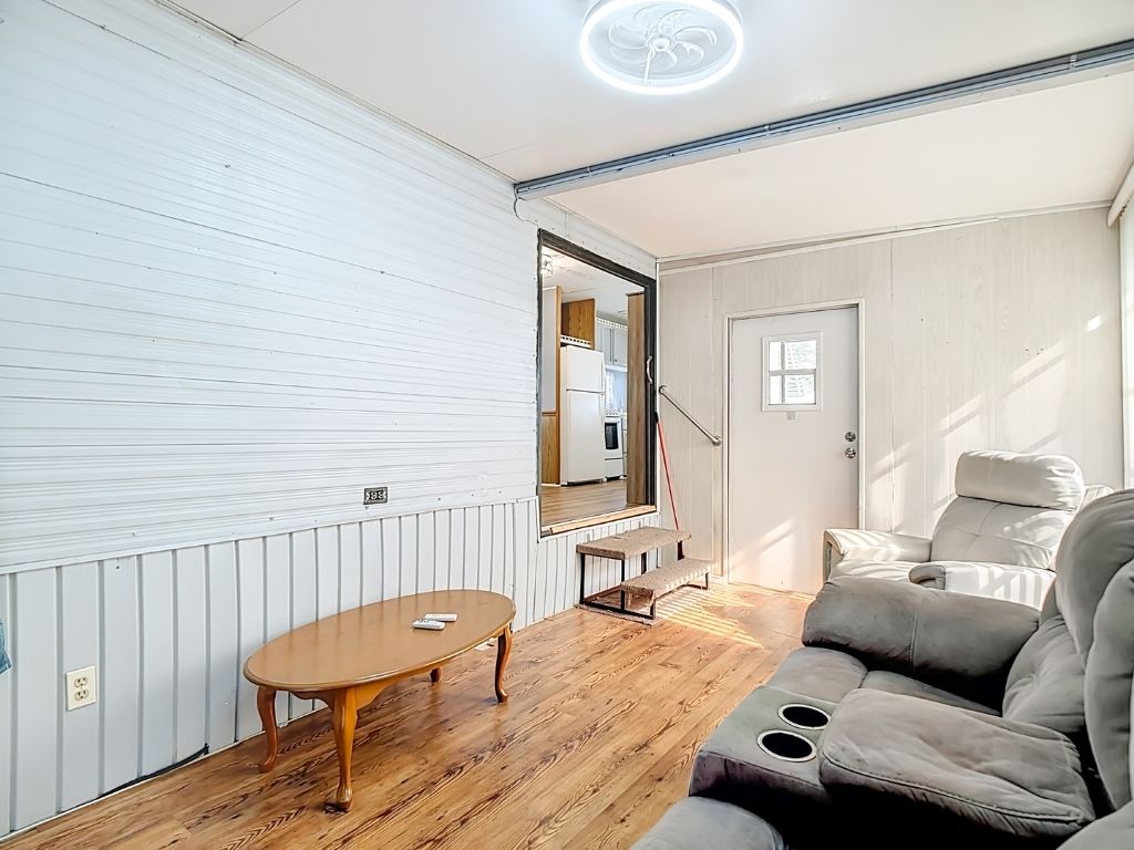 1015 Dundee Rd, Lot 34, Dundee, Florida 33838, 1 Bedroom Bedrooms, ,1 BathroomBathrooms,55-Plus Mobile Home,For Sale,Dundee Rd, Lot 34,4434