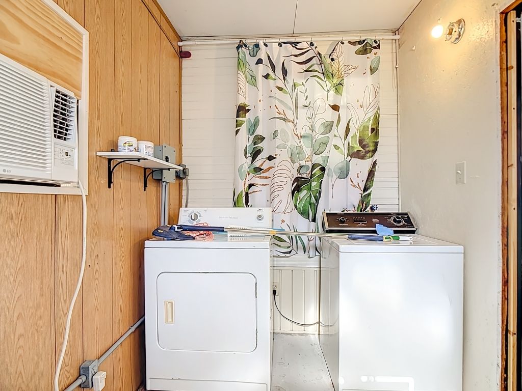 1015 Dundee Rd, Lot 34, Dundee, Florida 33838, 1 Bedroom Bedrooms, ,1 BathroomBathrooms,55-Plus Mobile Home,For Sale,Dundee Rd, Lot 34,4434