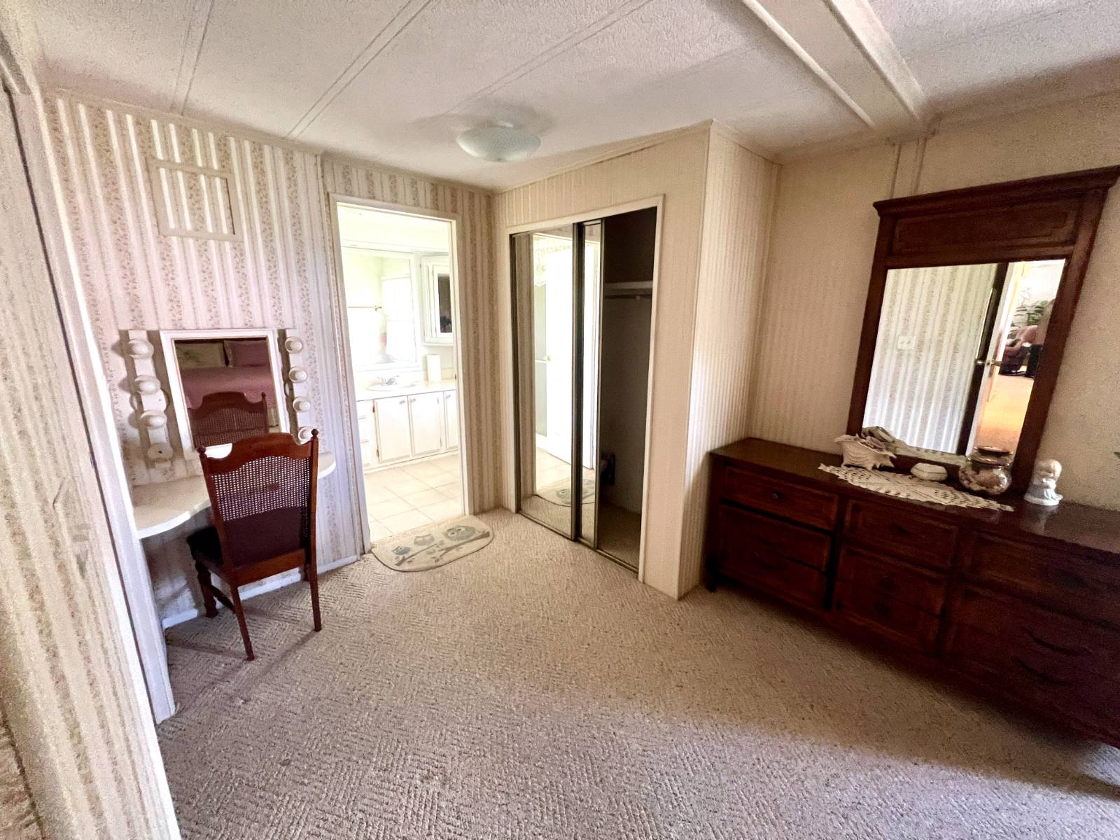 7416 Queens Way, Ellenton, Florida 34222, 2 Bedrooms Bedrooms, ,2 BathroomsBathrooms,55-Plus Mobile Home,For Sale,Queens Way,4445