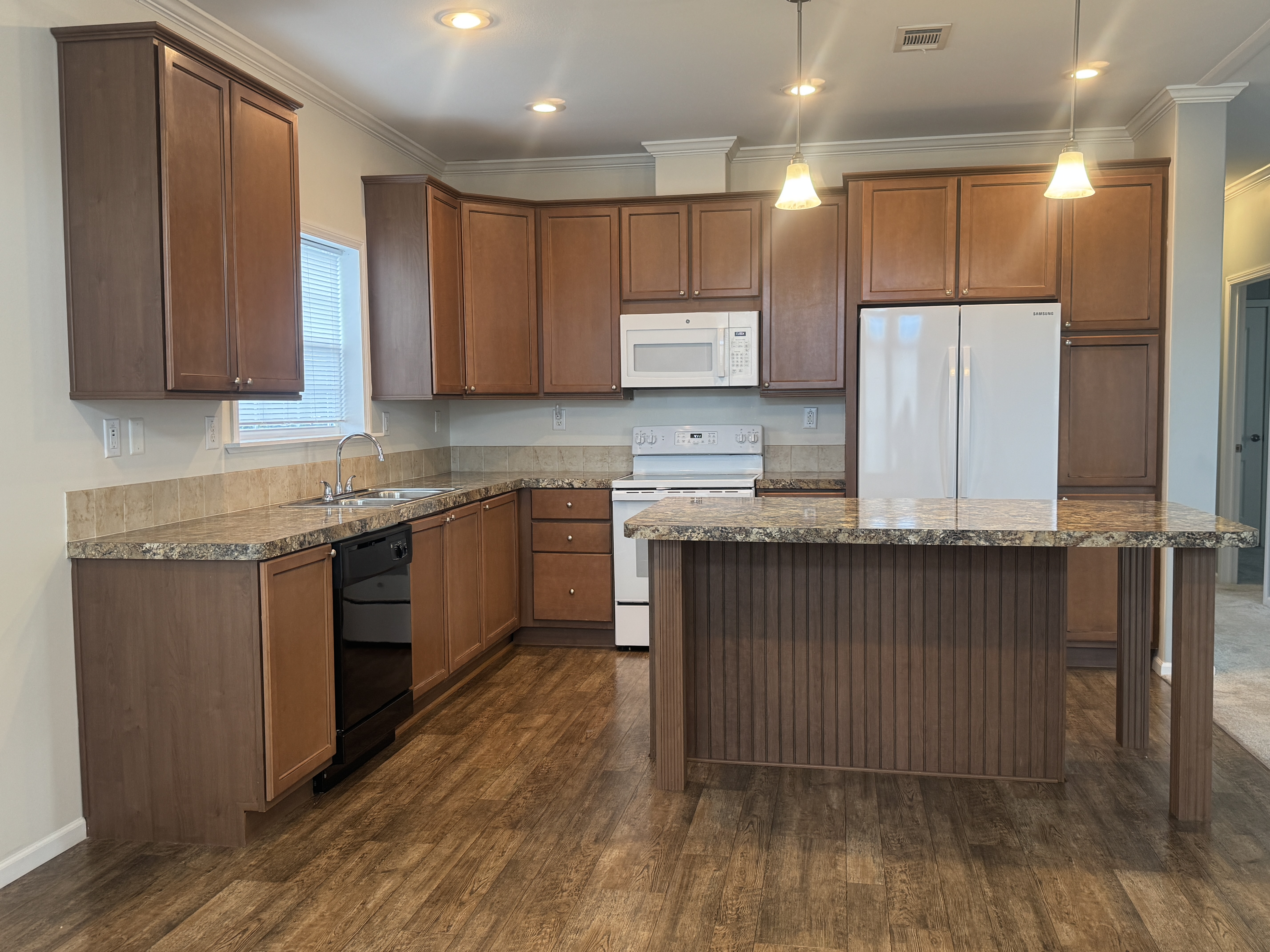 392 Teakwood Dr, Ellenton, Florida 34222, 3 Bedrooms Bedrooms, ,2 BathroomsBathrooms,55-Plus Mobile Home,For Sale,Teakwood Dr,4454