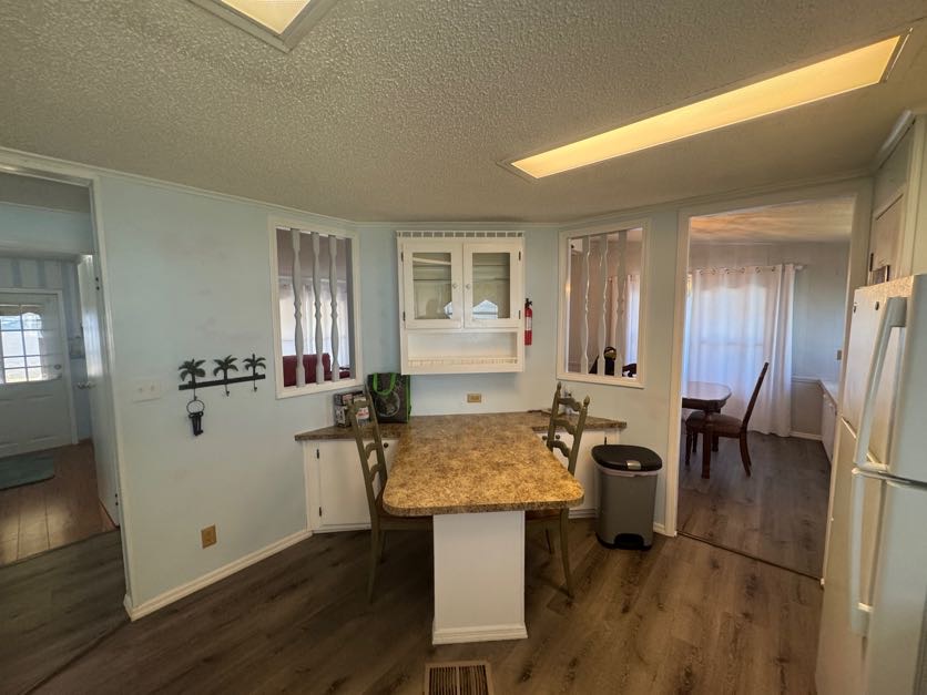 3908 Lemonwood Dr N, Ellenton, Florida 34222, 2 Bedrooms Bedrooms, ,2 BathroomsBathrooms,55-Plus Mobile Home,For Sale,Lemonwood Dr N,4479