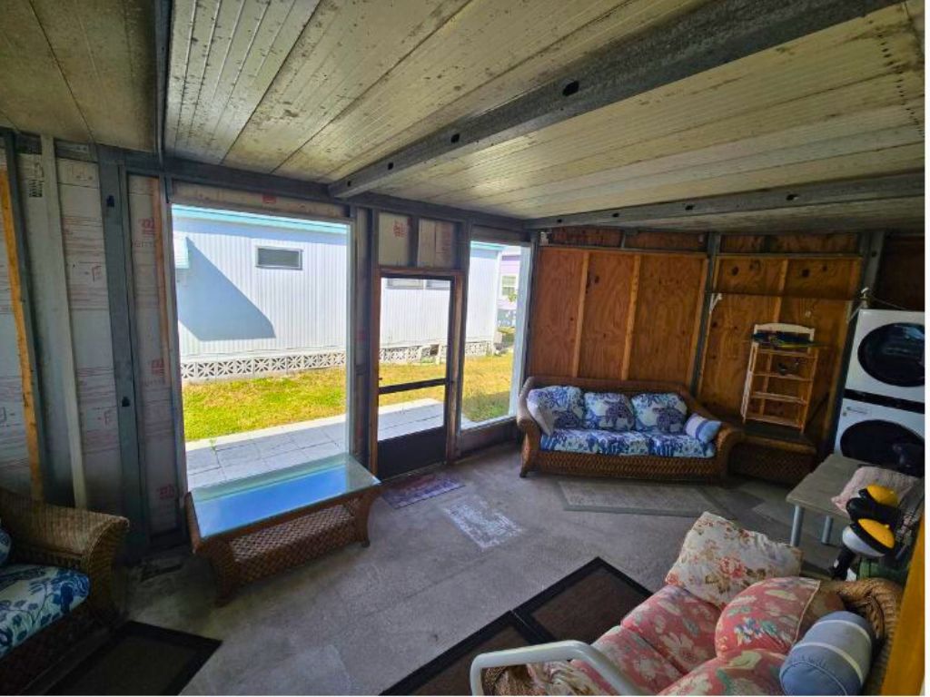 3701 14th St W, Lot 88, Bradenton, Florida 34205, 2 Bedrooms Bedrooms, ,2 BathroomsBathrooms,55-Plus Mobile Home,For Sale,14th St W, Lot 88,4488