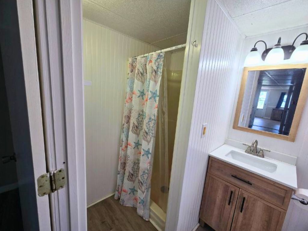 3701 14th St W, Lot 88, Bradenton, Florida 34205, 2 Bedrooms Bedrooms, ,2 BathroomsBathrooms,55-Plus Mobile Home,For Sale,14th St W, Lot 88,4488