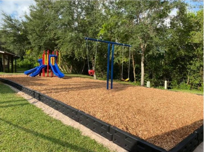 8518 Gibsonton Dr, Lot 102, Gibsonton, Florida 33534, 4 Bedrooms Bedrooms, ,2 BathroomsBathrooms,All - Age Mobile Home,For Sale,Gibsonton Dr, Lot 102,4489