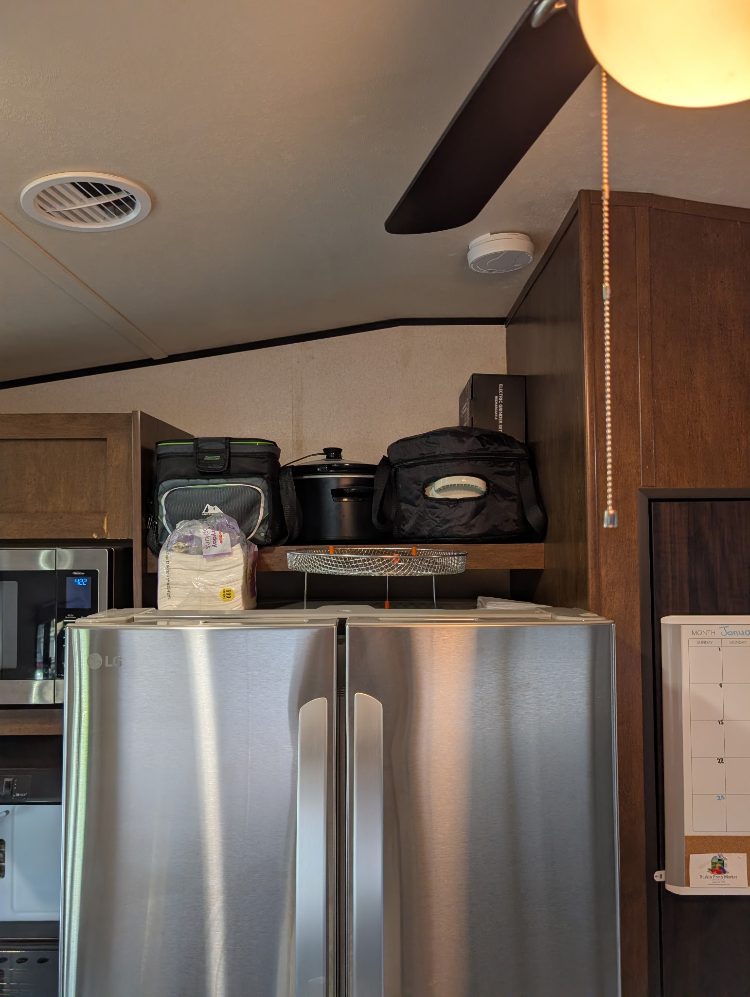 5009 Devil Ray Court, Ruskin, Florida 33570, 2 Bedrooms Bedrooms, ,1 BathroomBathrooms,55-Plus Mobile Home,For Sale,Devil Ray Court,4497