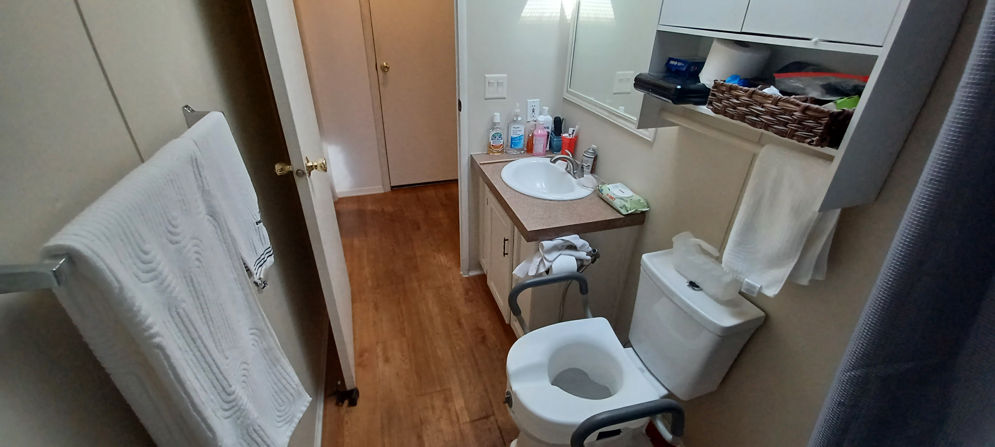 2798 Wagon Wheel Cir, Lot 19, Orlando, Florida 32822, 2 Bedrooms Bedrooms, ,2 BathroomsBathrooms,55-Plus Mobile Home,For Sale,Wagon Wheel Cir, Lot 19,4501