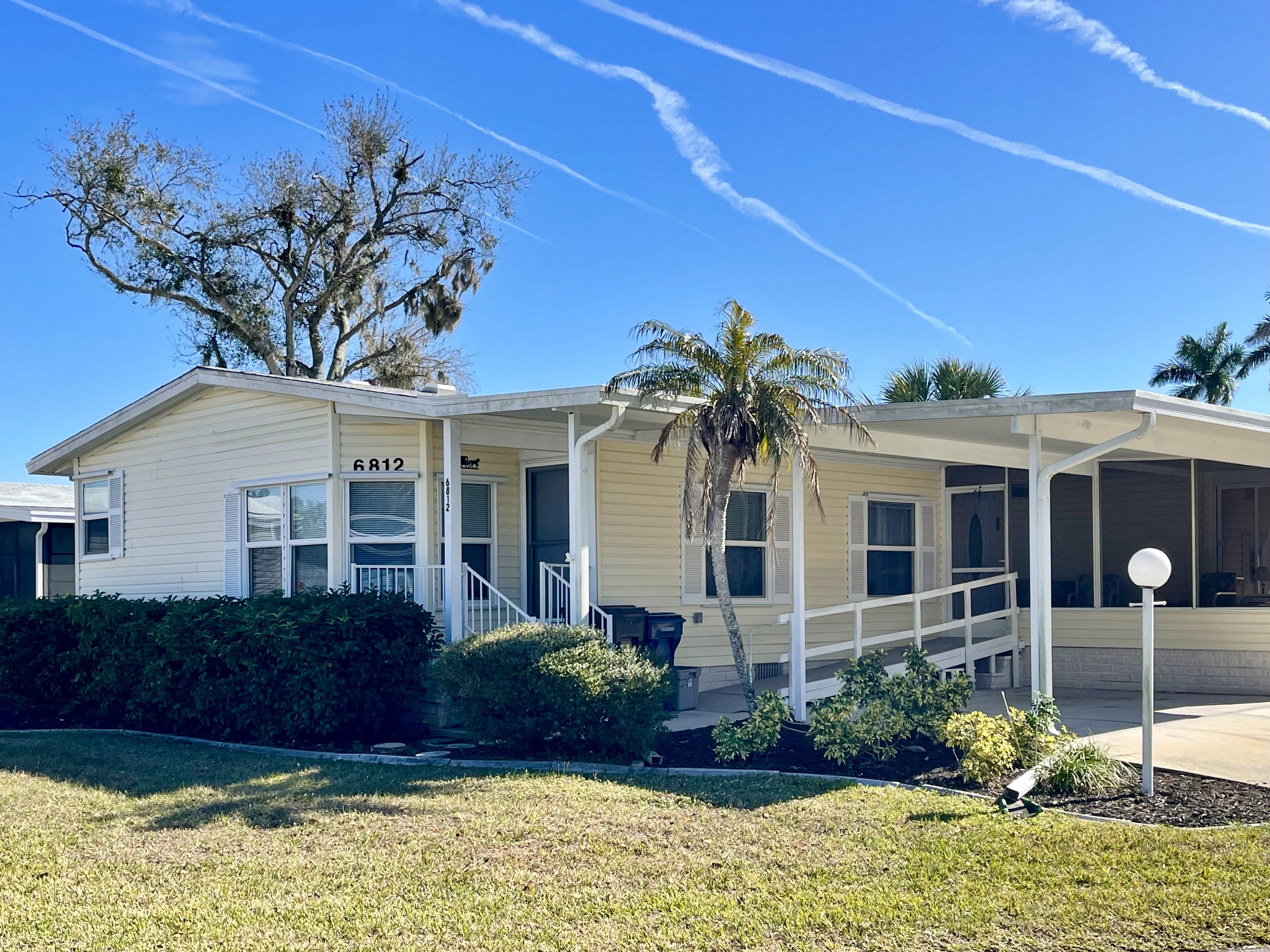 6812 Coconut Grove Circle, Ellenton, Florida 34222, 2 Bedrooms Bedrooms, ,2 BathroomsBathrooms,55-Plus Mobile Home,For Sale,Coconut Grove Circle,4503