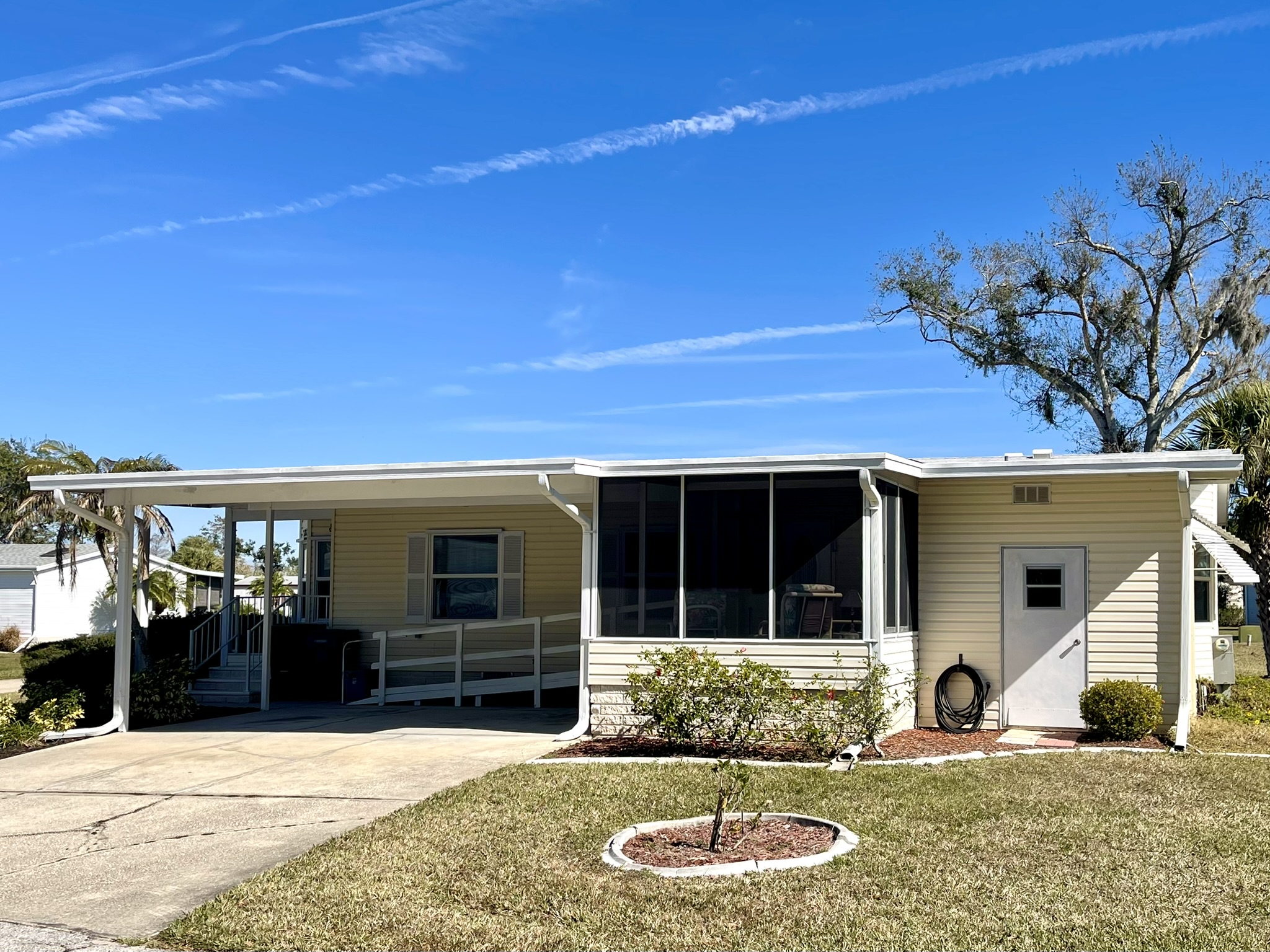6812 Coconut Grove Circle, Ellenton, Florida 34222, 2 Bedrooms Bedrooms, ,2 BathroomsBathrooms,55-Plus Mobile Home,For Sale,Coconut Grove Circle,4503