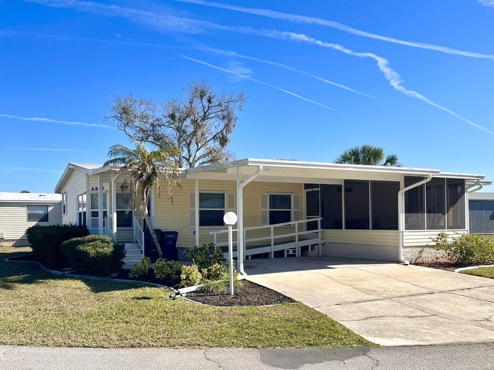 6812 Coconut Grove Circle, Ellenton, Florida 34222, 2 Bedrooms Bedrooms, ,2 BathroomsBathrooms,55-Plus Mobile Home,For Sale,Coconut Grove Circle,4503