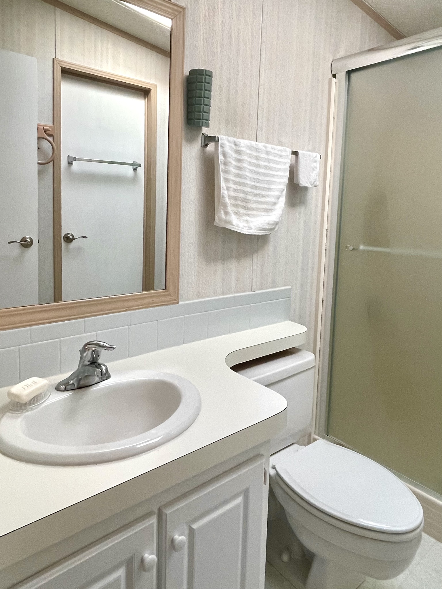 6812 Coconut Grove Circle, Ellenton, Florida 34222, 2 Bedrooms Bedrooms, ,2 BathroomsBathrooms,55-Plus Mobile Home,For Sale,Coconut Grove Circle,4503