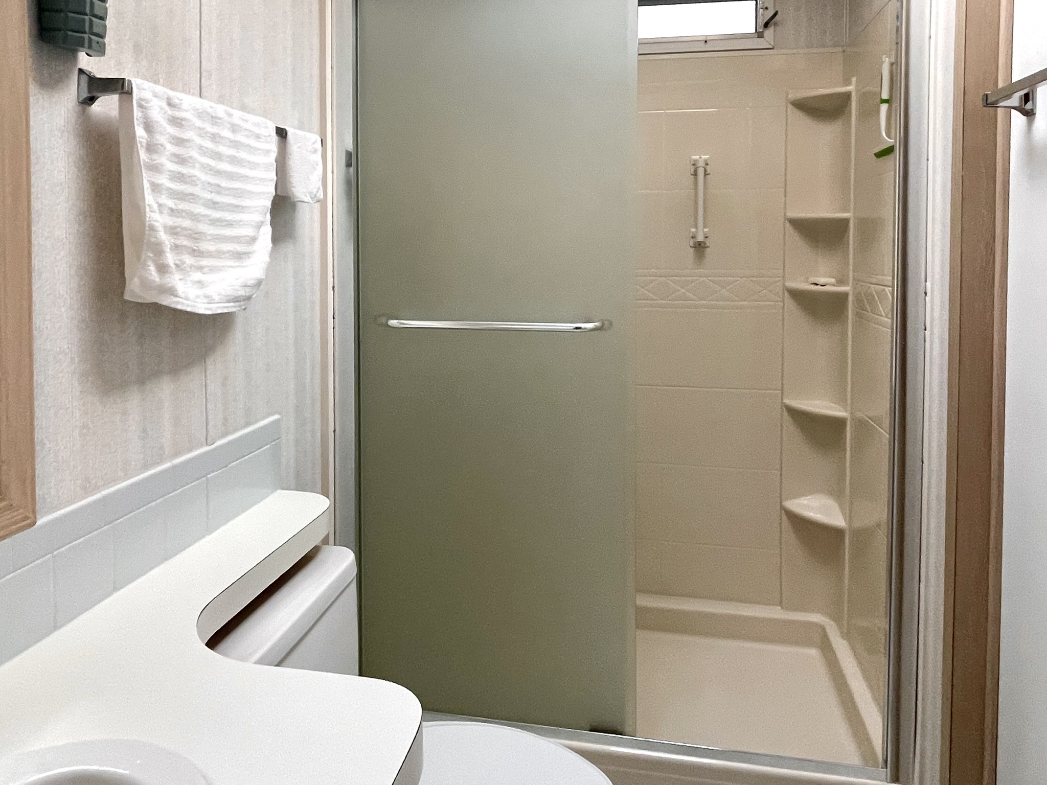 6812 Coconut Grove Circle, Ellenton, Florida 34222, 2 Bedrooms Bedrooms, ,2 BathroomsBathrooms,55-Plus Mobile Home,For Sale,Coconut Grove Circle,4503