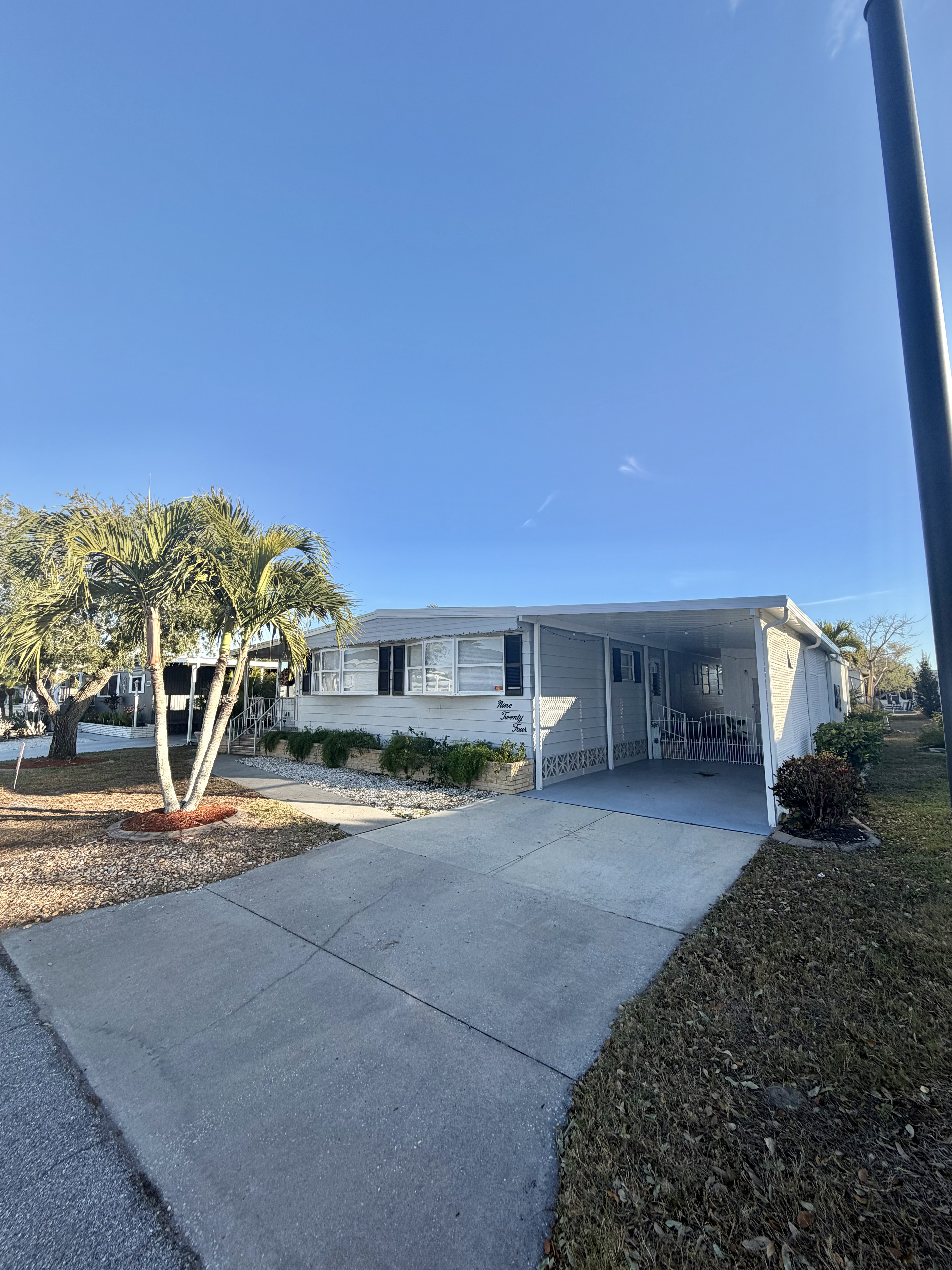 924 Zacapa Ave, Venice, Florida 34285, 2 Bedrooms Bedrooms, ,2 BathroomsBathrooms,55-Plus Mobile Home,For Sale,Zacapa Ave,4507