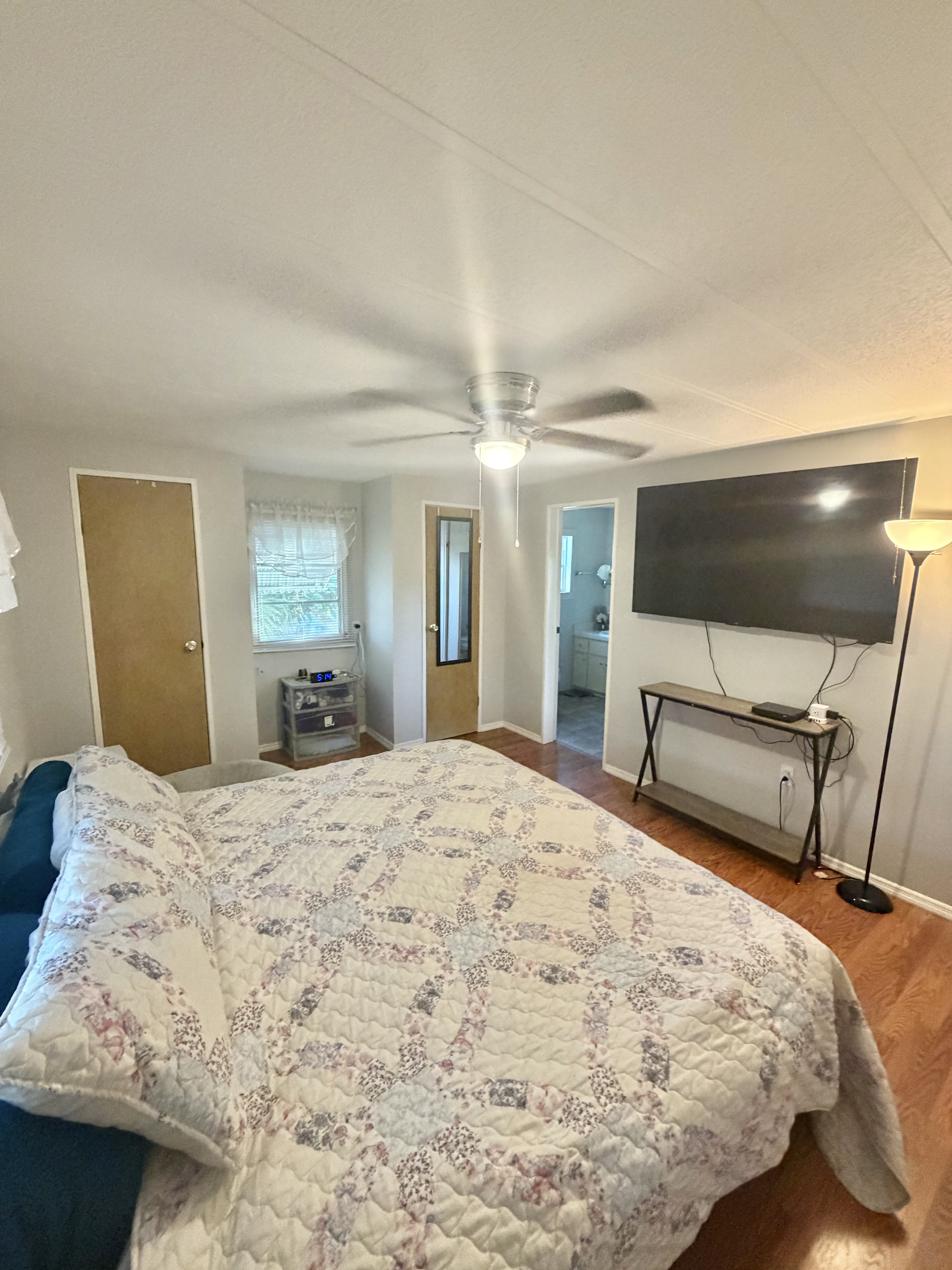 924 Zacapa Ave, Venice, Florida 34285, 2 Bedrooms Bedrooms, ,2 BathroomsBathrooms,55-Plus Mobile Home,For Sale,Zacapa Ave,4507