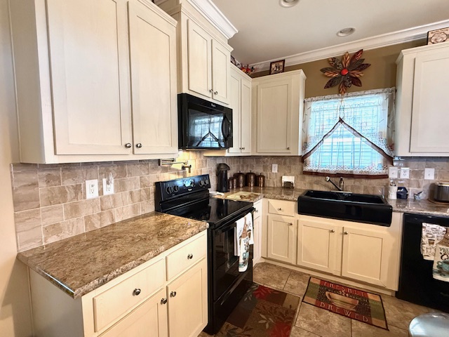 100 Hampton Rd, Lot 122, Clearwater, Florida 33759, 3 Bedrooms Bedrooms, ,2 BathroomsBathrooms,55-Plus Mobile Home,For Sale,Hampton Rd, Lot 122,4510