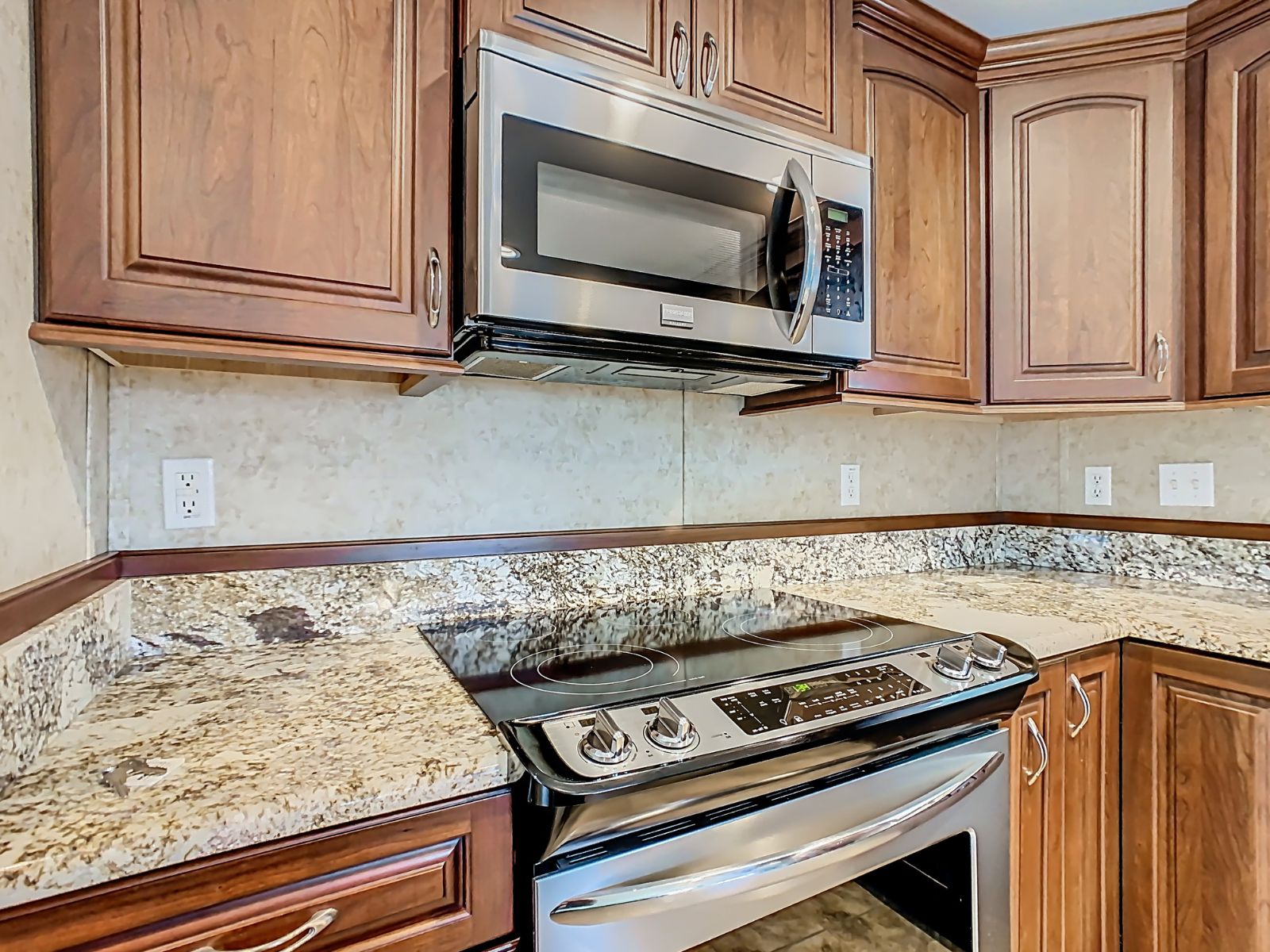 618 Sunset Circle, Frostproof, Florida 33843, 2 Bedrooms Bedrooms, ,2 BathroomsBathrooms,55-Plus Mobile Home,For Sale,Sunset Circle,4512