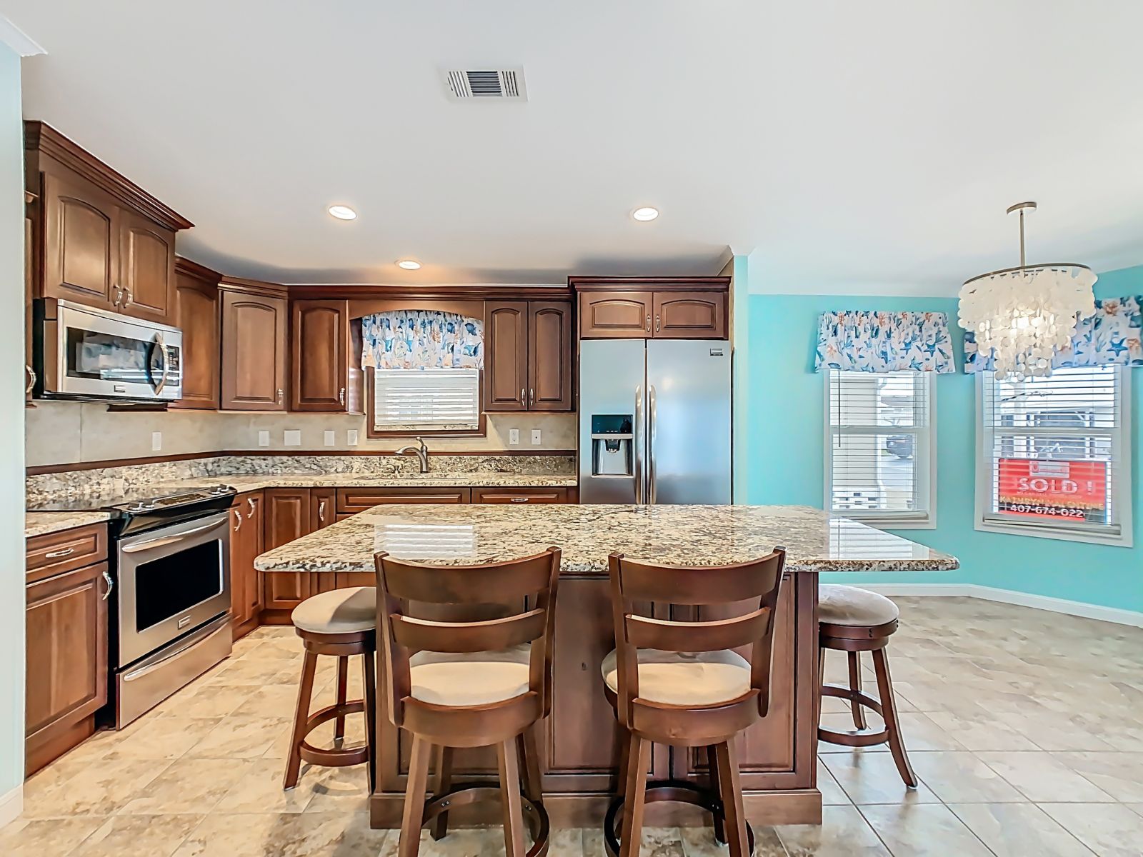 618 Sunset Circle, Frostproof, Florida 33843, 2 Bedrooms Bedrooms, ,2 BathroomsBathrooms,55-Plus Mobile Home,For Sale,Sunset Circle,4512