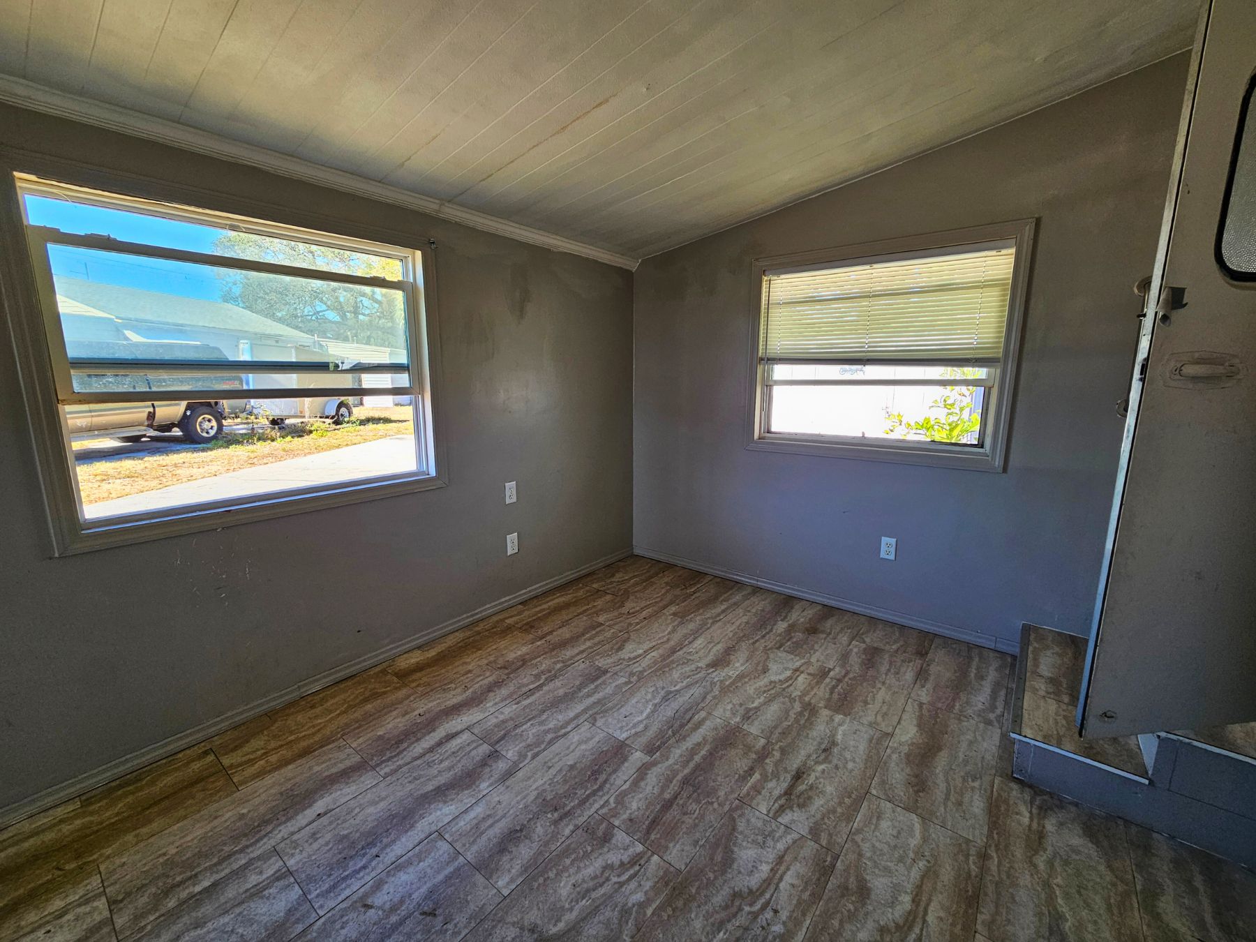 511 Sherwood, Bradenton, Florida 34208, 2 Bedrooms Bedrooms, ,1 BathroomBathrooms,55-Plus Mobile Home,For Sale,Sherwood,4513