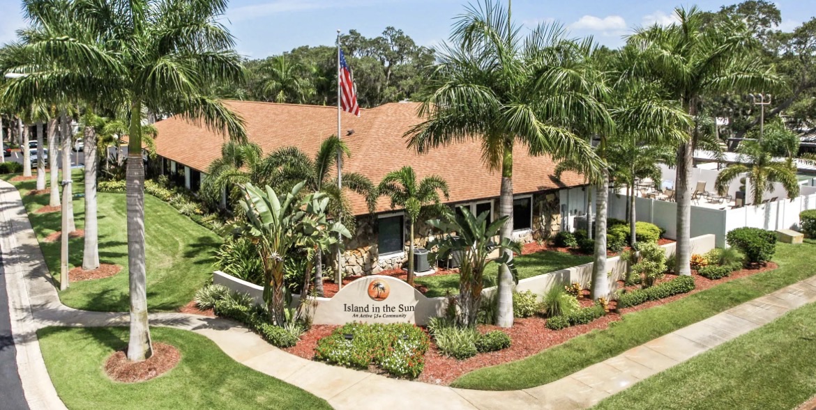 100 Hampton Rd, Lot 153, Clearwater, Florida 33759, 2 Bedrooms Bedrooms, ,2 BathroomsBathrooms,55-Plus Mobile Home,For Sale,Hampton Rd, Lot 153,4519