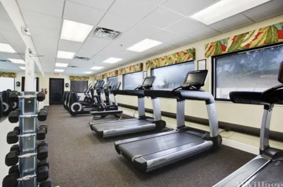 100 Hampton Rd, Lot 153, Clearwater, Florida 33759, 2 Bedrooms Bedrooms, ,2 BathroomsBathrooms,55-Plus Mobile Home,For Sale,Hampton Rd, Lot 153,4519