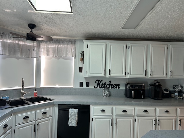 7027 Date Palm Ln, Ellenton, Florida 34222, 2 Bedrooms Bedrooms, ,2 BathroomsBathrooms,55-Plus Mobile Home,For Sale,Date Palm Ln,4521