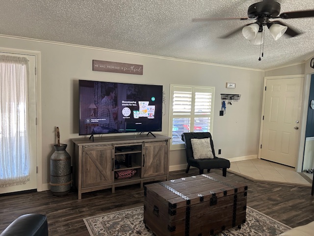 7027 Date Palm Ln, Ellenton, Florida 34222, 2 Bedrooms Bedrooms, ,2 BathroomsBathrooms,55-Plus Mobile Home,For Sale,Date Palm Ln,4521