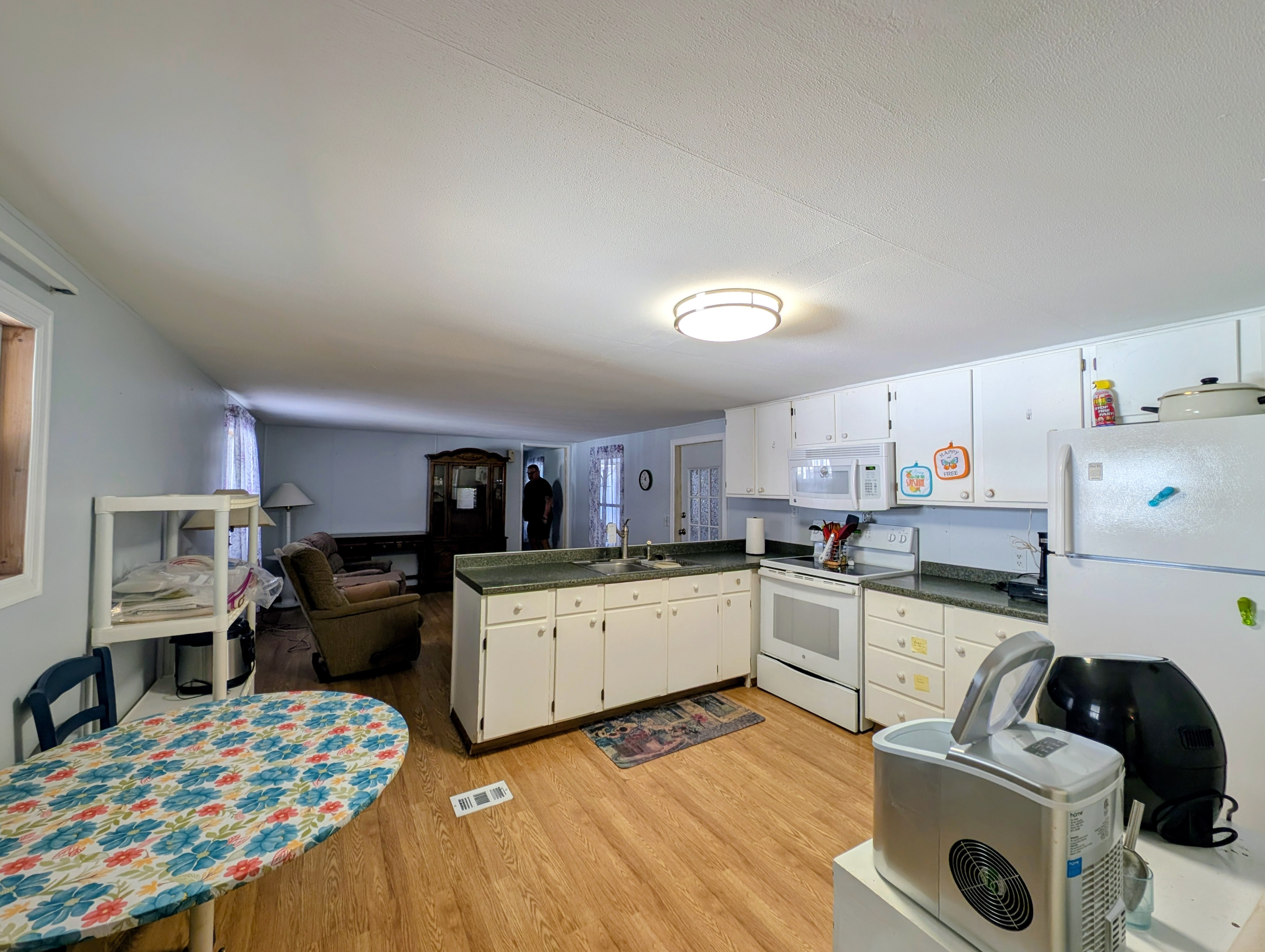 2523 Scuttlebutt Loop, Lot 343, Ruskin, Florida 33570, 2 Bedrooms Bedrooms, ,1.5 BathroomsBathrooms,55-Plus Mobile Home,For Sale,Scuttlebutt Loop, Lot 343,4530