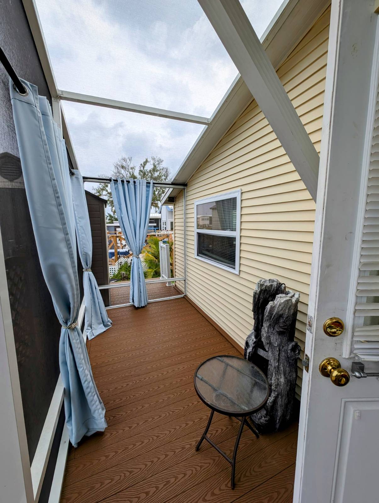 3748 Hula Circle, Ruskin, Florida 33570, 2 Bedrooms Bedrooms, ,1 BathroomBathrooms,All - Age Mobile Home,For Sale,Hula Circle,4532