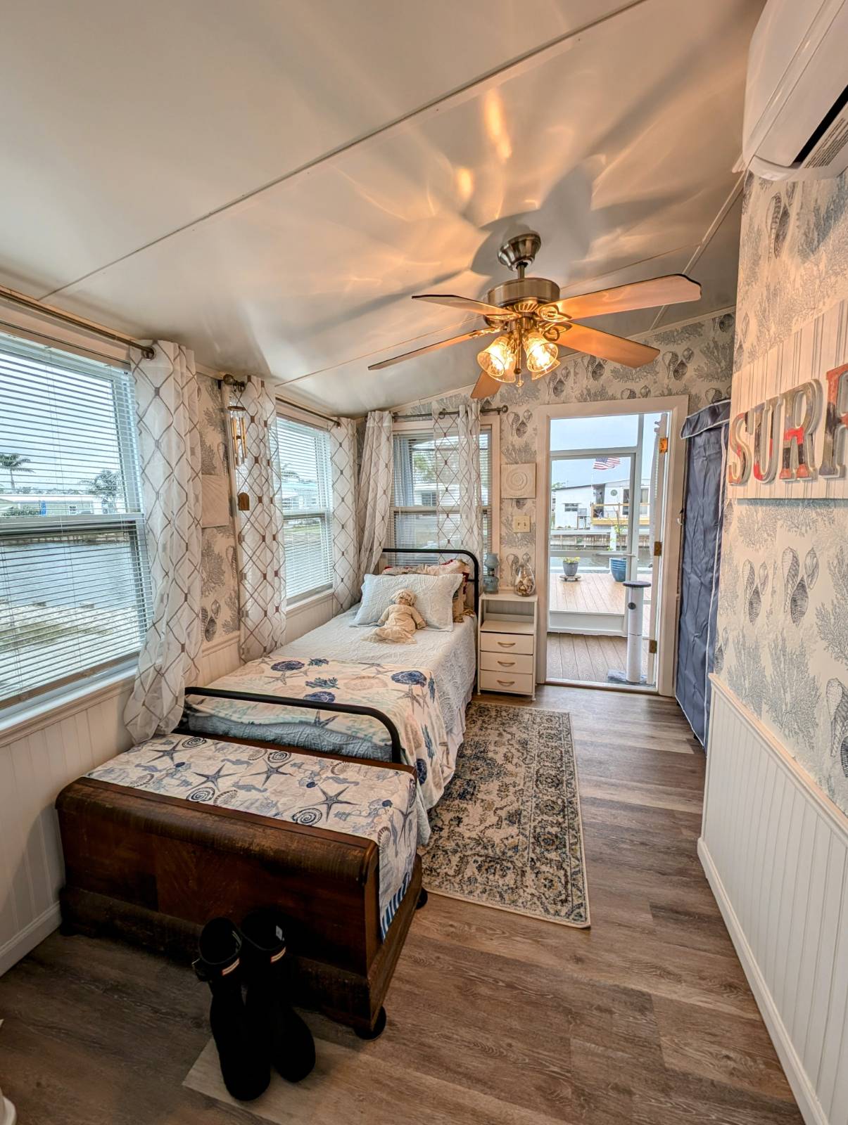 3748 Hula Circle, Ruskin, Florida 33570, 2 Bedrooms Bedrooms, ,1 BathroomBathrooms,All - Age Mobile Home,For Sale,Hula Circle,4532