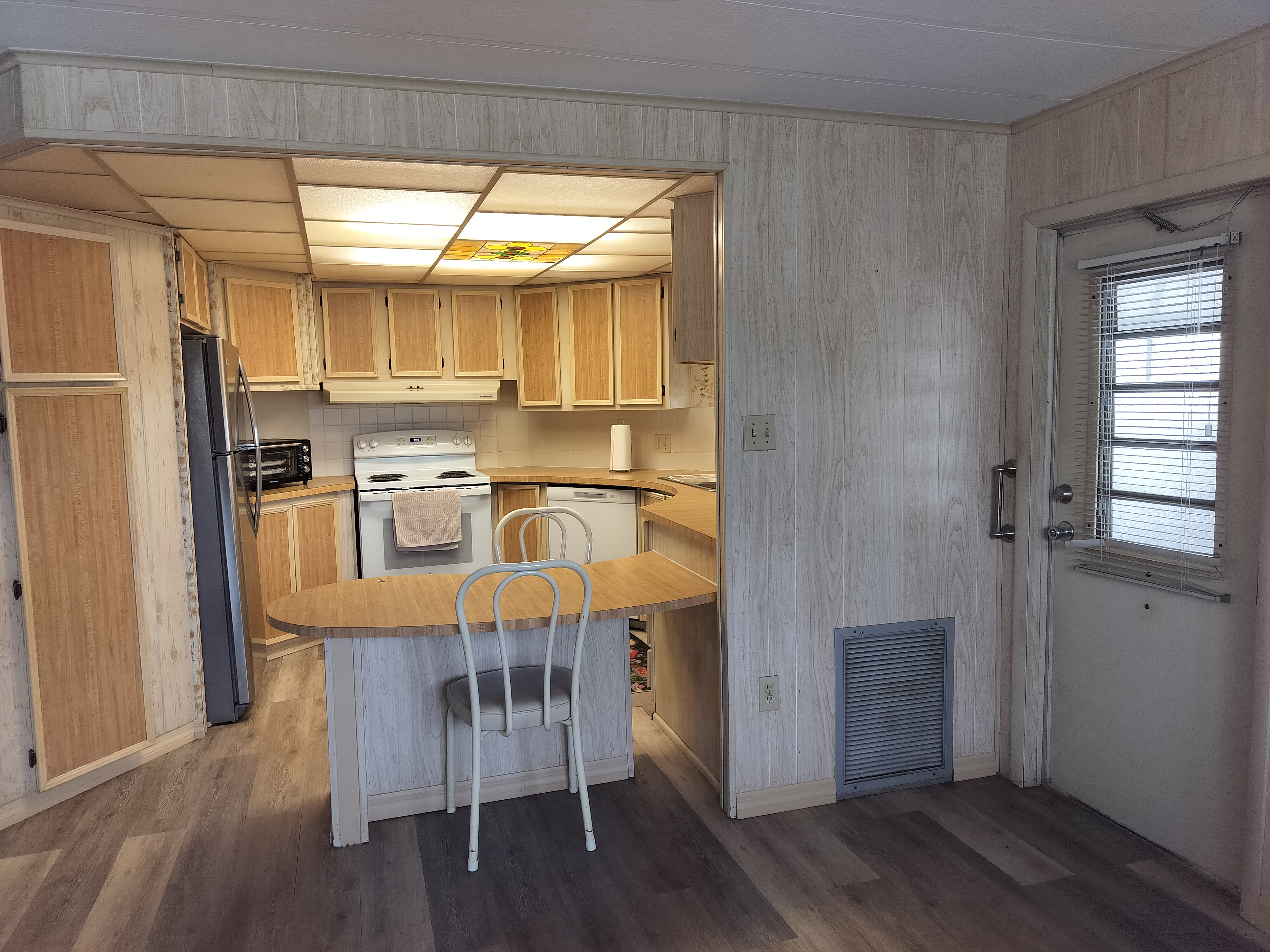 7300 20th St, Lot 428, Vero Beach, Florida 32966, 2 Bedrooms Bedrooms, ,2 BathroomsBathrooms,55-Plus Mobile Home,For Sale,20th St, Lot 428,4534