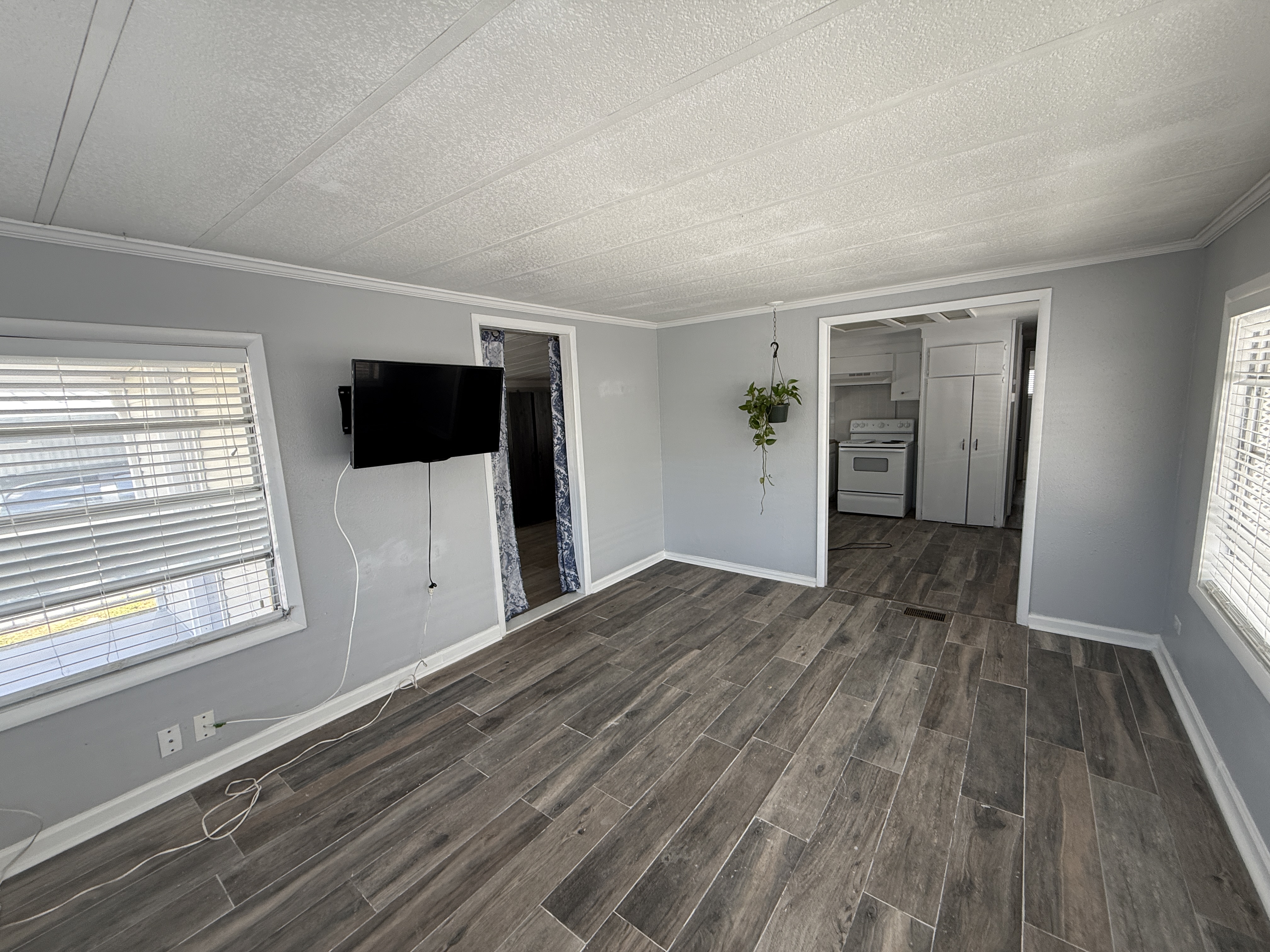 7349 Ulmerton Rd, Lot 301, Largo, Florida 33771, 2 Bedrooms Bedrooms, ,1 BathroomBathrooms,55-Plus Mobile Home,For Sale,Ulmerton Rd, Lot 301,4539