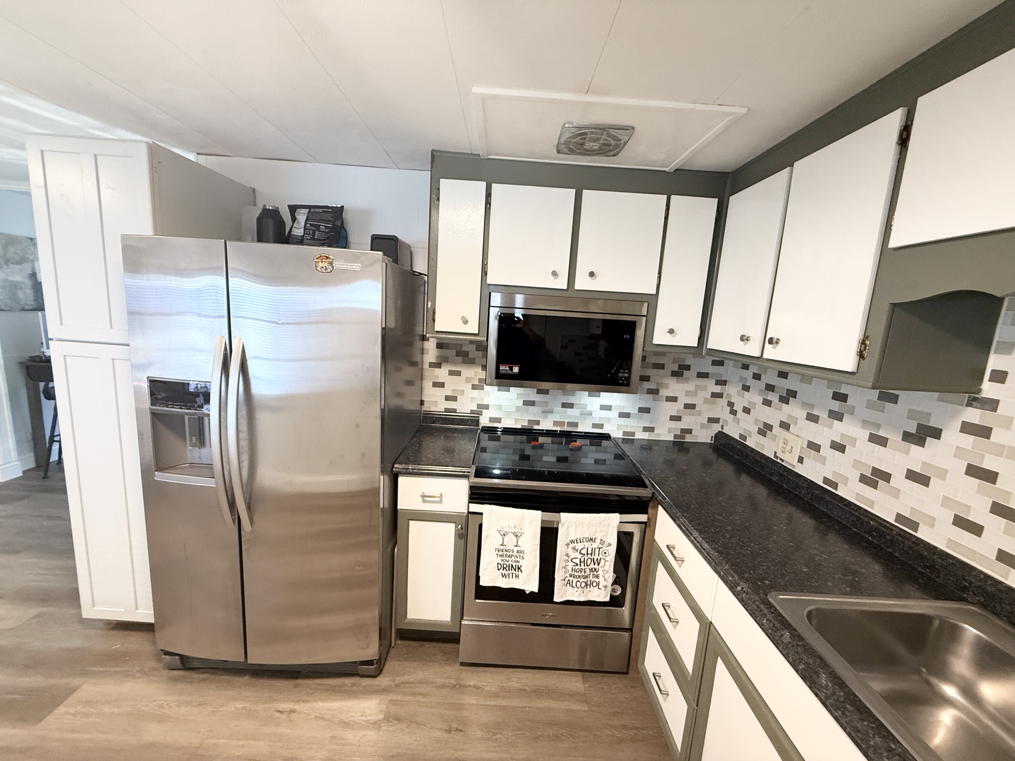 28488 US Hwy 19 N, Lot 68, Clearwater, Florida 33761, 2 Bedrooms Bedrooms, ,2 BathroomsBathrooms,55-Plus Mobile Home,For Sale,US Hwy 19 N, Lot 68,4543