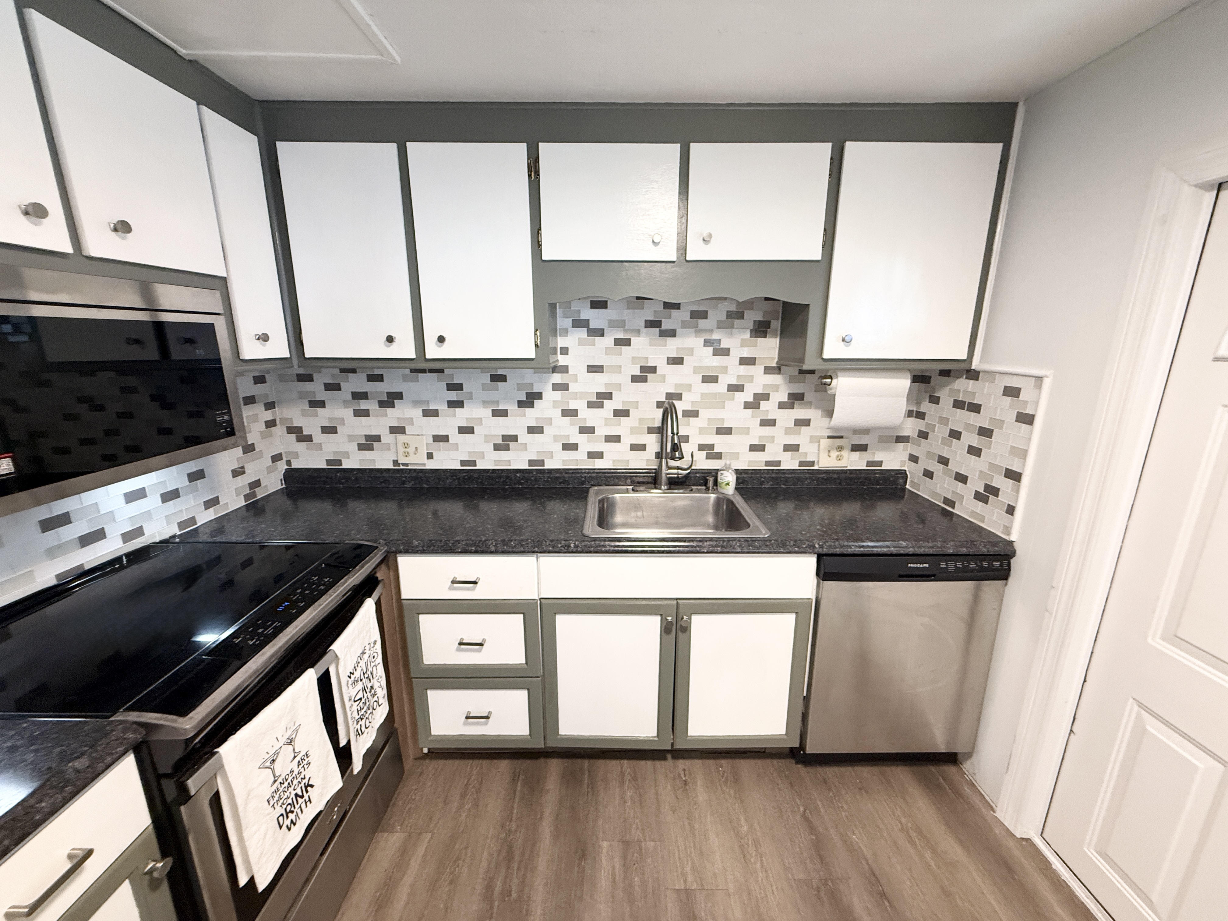 28488 US Hwy 19 N, Lot 68, Clearwater, Florida 33761, 2 Bedrooms Bedrooms, ,2 BathroomsBathrooms,55-Plus Mobile Home,For Sale,US Hwy 19 N, Lot 68,4543