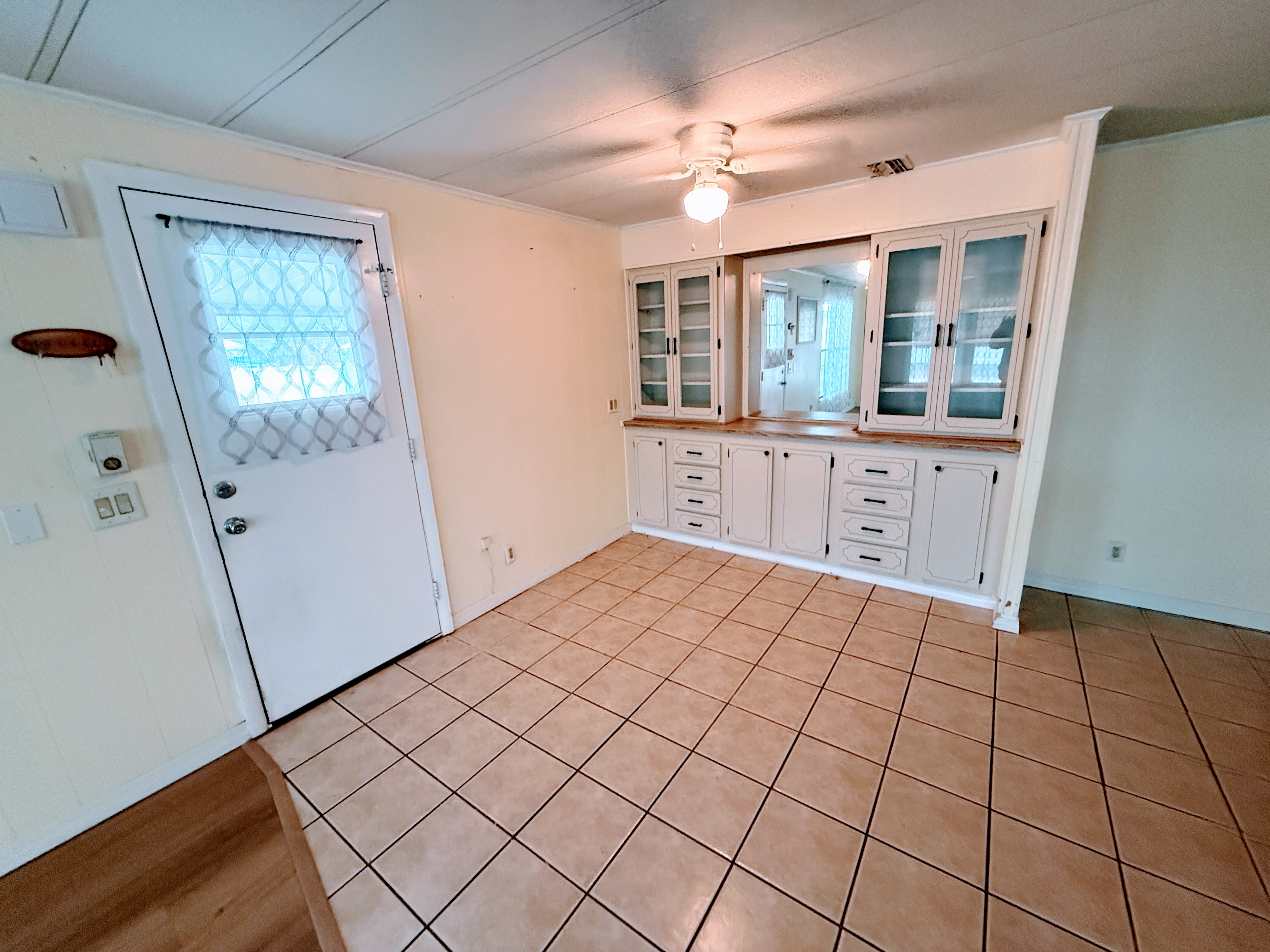 12100 Seminole Blvd, Lot 261, Largo, Florida 33778, 2 Bedrooms Bedrooms, ,2 BathroomsBathrooms,55-Plus Mobile Home,For Sale,Seminole Blvd, Lot 261,4544