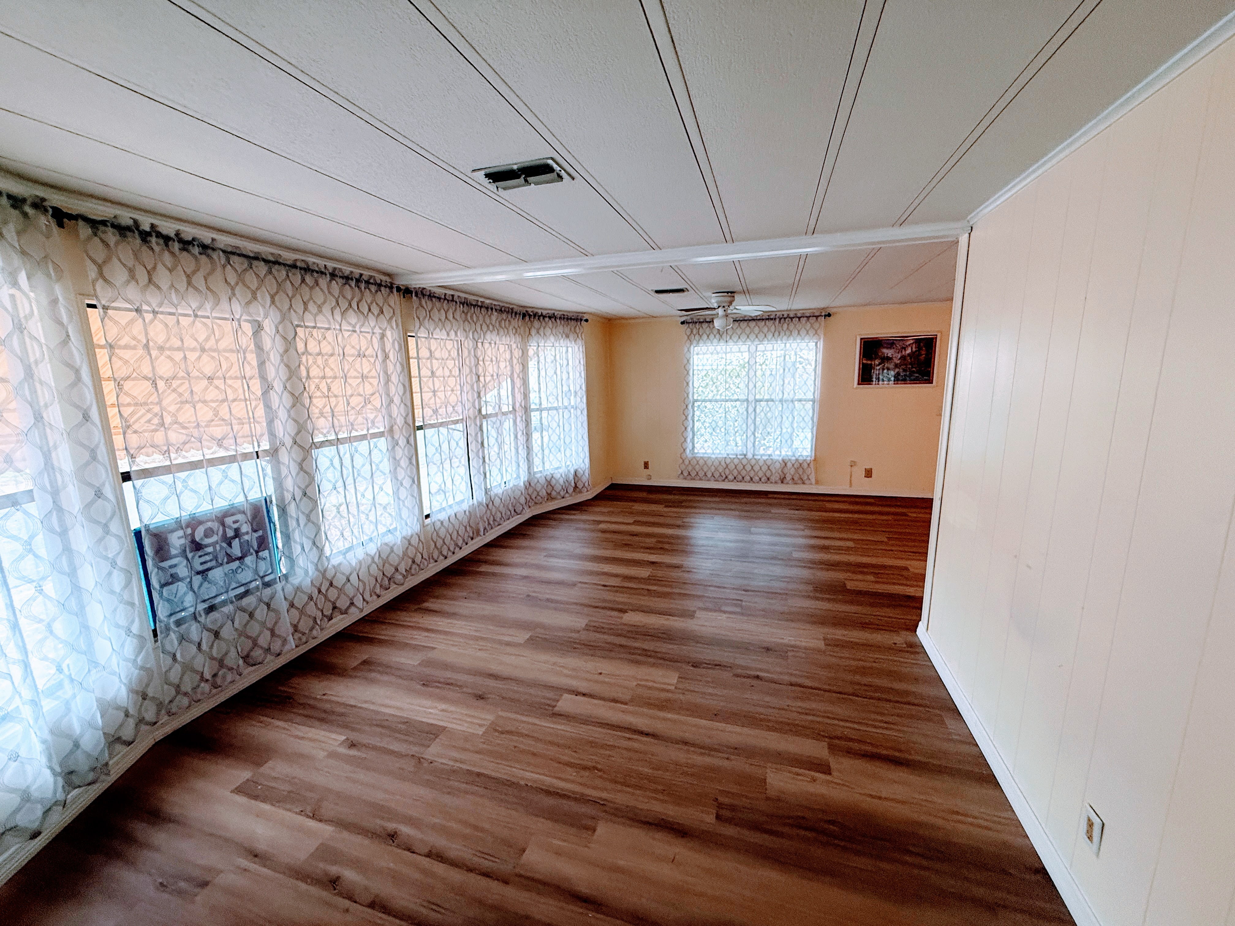 12100 Seminole Blvd, Lot 261, Largo, Florida 33778, 2 Bedrooms Bedrooms, ,2 BathroomsBathrooms,55-Plus Mobile Home,For Sale,Seminole Blvd, Lot 261,4544