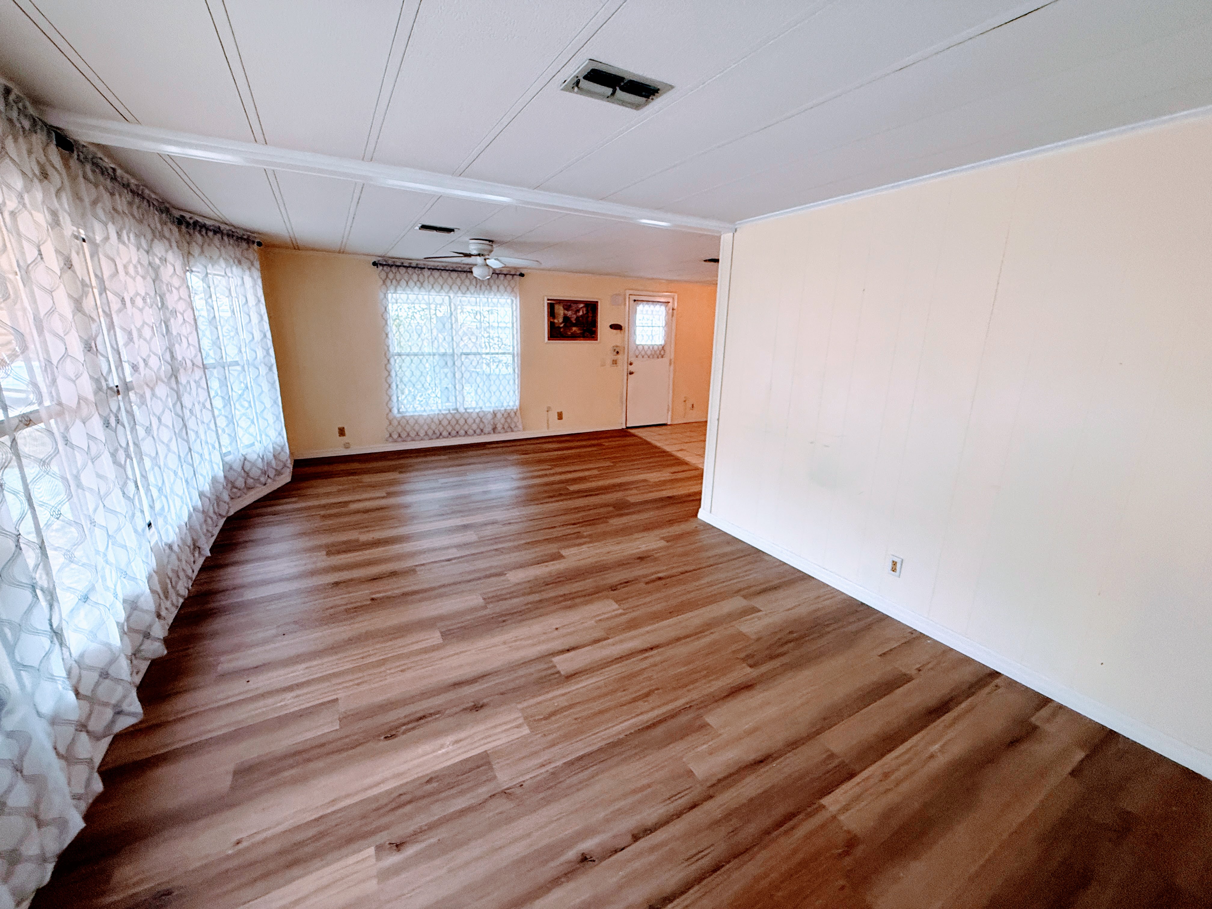 12100 Seminole Blvd, Lot 261, Largo, Florida 33778, 2 Bedrooms Bedrooms, ,2 BathroomsBathrooms,55-Plus Mobile Home,For Sale,Seminole Blvd, Lot 261,4544