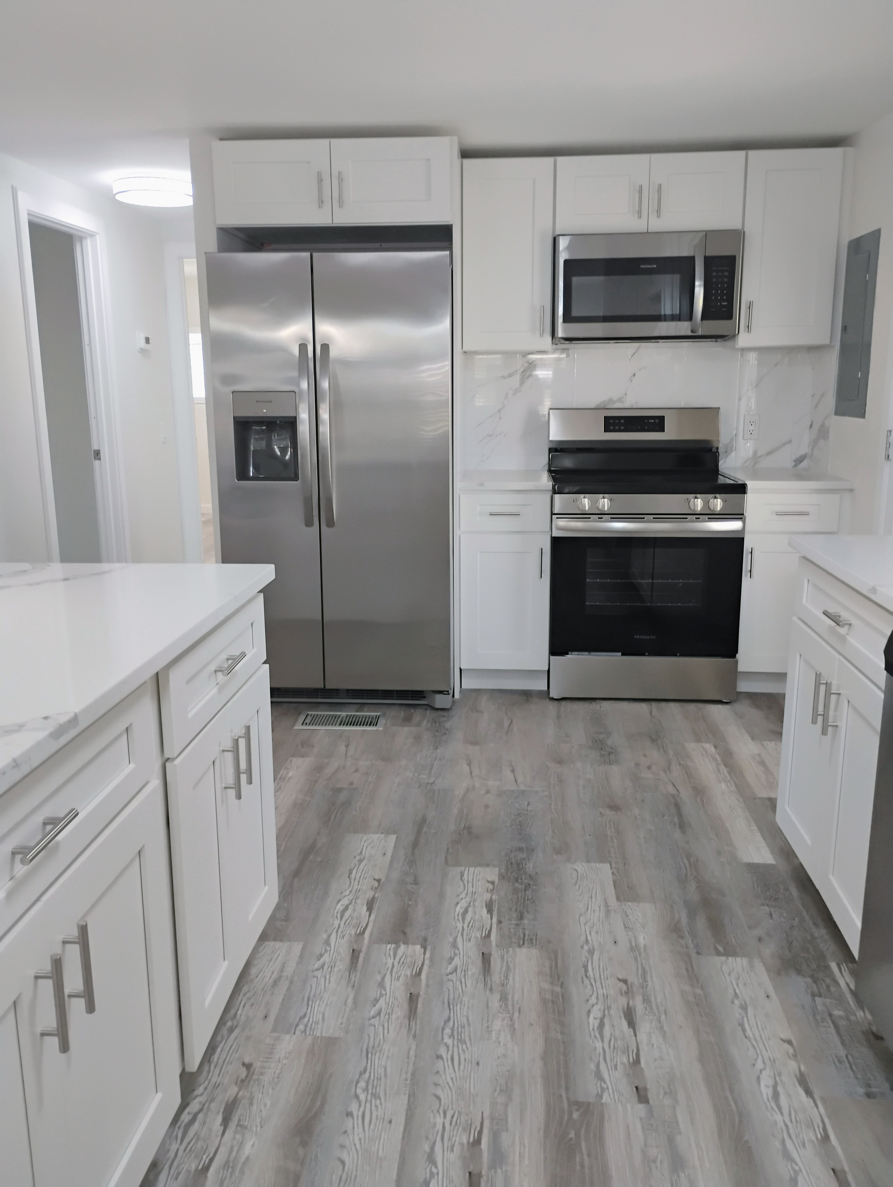 601 Starkey Rd, Lot 203, Largo, Florida 33771, 2 Bedrooms Bedrooms, ,2 BathroomsBathrooms,55-Plus Mobile Home,For Sale,Starkey Rd, Lot 203,4547