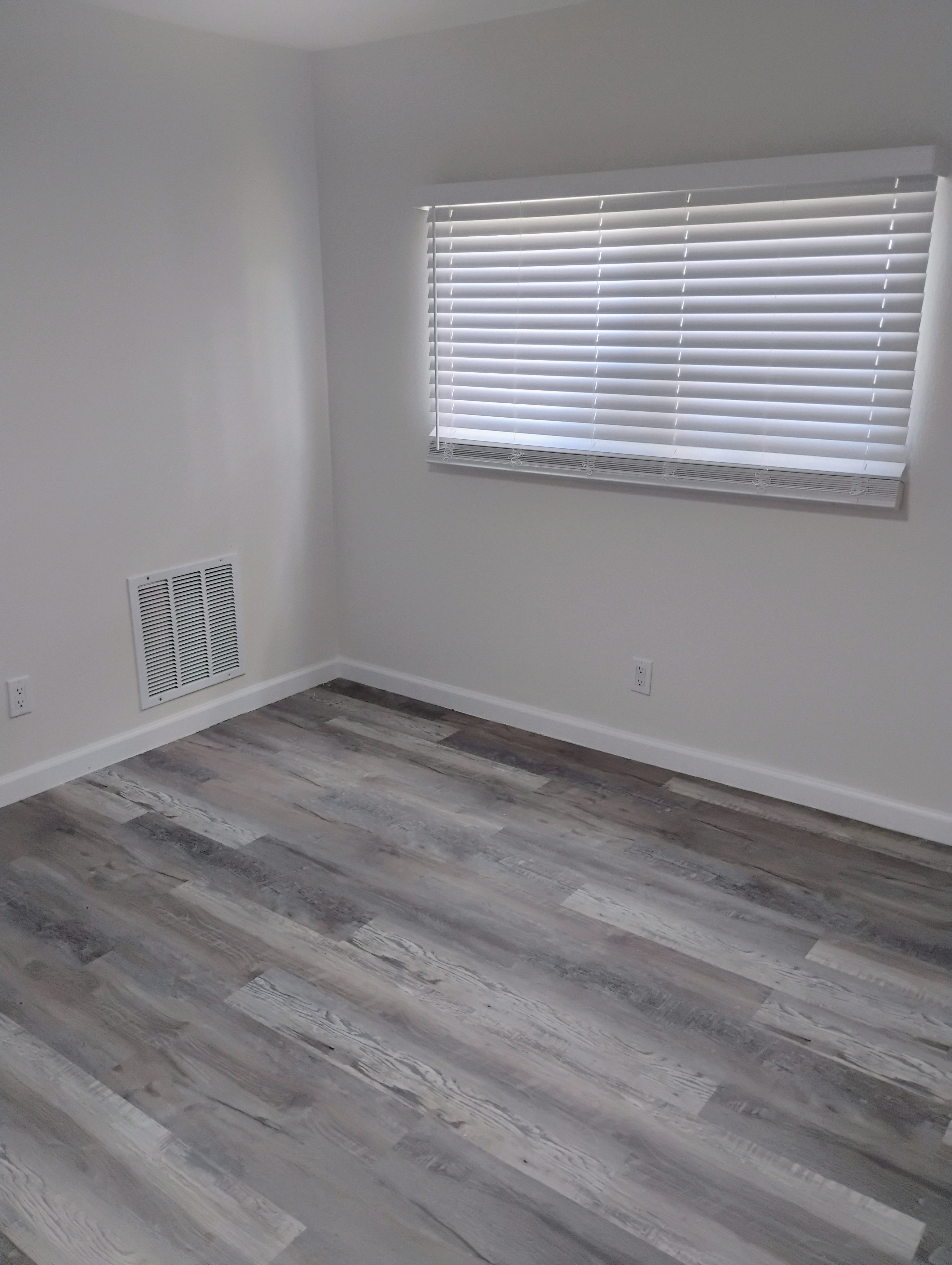 601 Starkey Rd, Lot 203, Largo, Florida 33771, 2 Bedrooms Bedrooms, ,2 BathroomsBathrooms,55-Plus Mobile Home,For Sale,Starkey Rd, Lot 203,4547