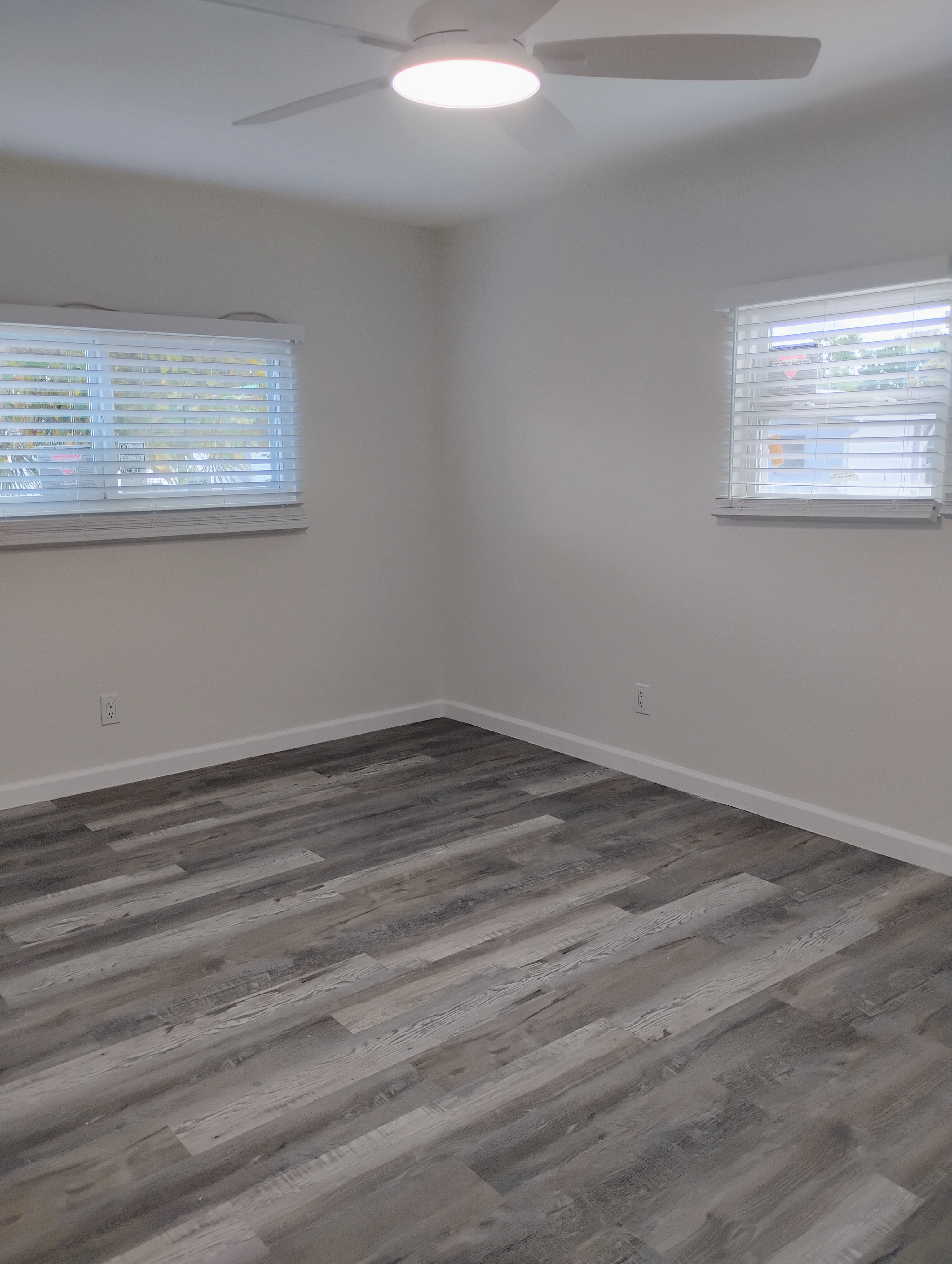 601 Starkey Rd, Lot 203, Largo, Florida 33771, 2 Bedrooms Bedrooms, ,2 BathroomsBathrooms,55-Plus Mobile Home,For Sale,Starkey Rd, Lot 203,4547