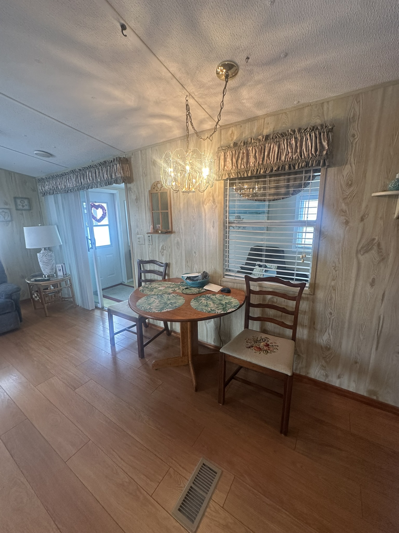 8225 Arevee Dr, Lot 632, New Port Richey, Florida 34653, 1 Bedroom Bedrooms, ,1 BathroomBathrooms,55-Plus Mobile Home,For Sale,Arevee Dr, Lot 632,4549