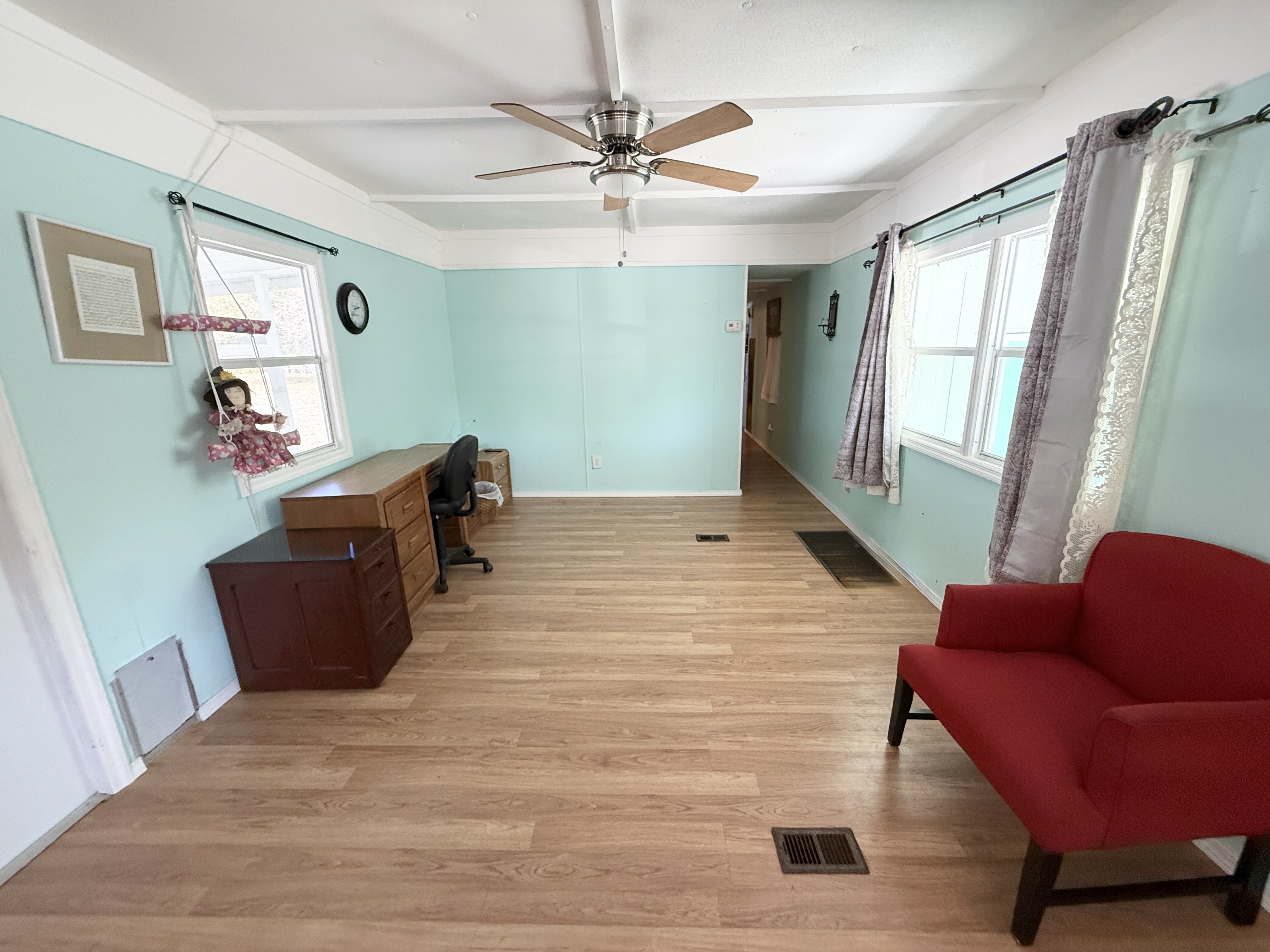 106 Diogenes St, Dunedin, Florida 34098, 2 Bedrooms Bedrooms, ,1 BathroomBathrooms,55-Plus Mobile Home,For Sale,Diogenes St,4551