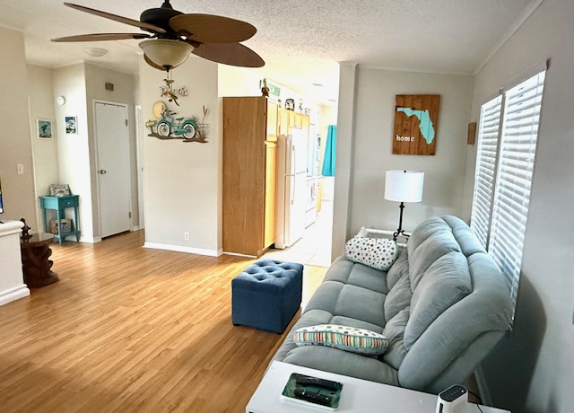 100 Hampton Rd, Lot 270, Clearwater, Florida 33759, 2 Bedrooms Bedrooms, ,2 BathroomsBathrooms,55-Plus Mobile Home,For Sale,Hampton Rd, Lot 270,4558