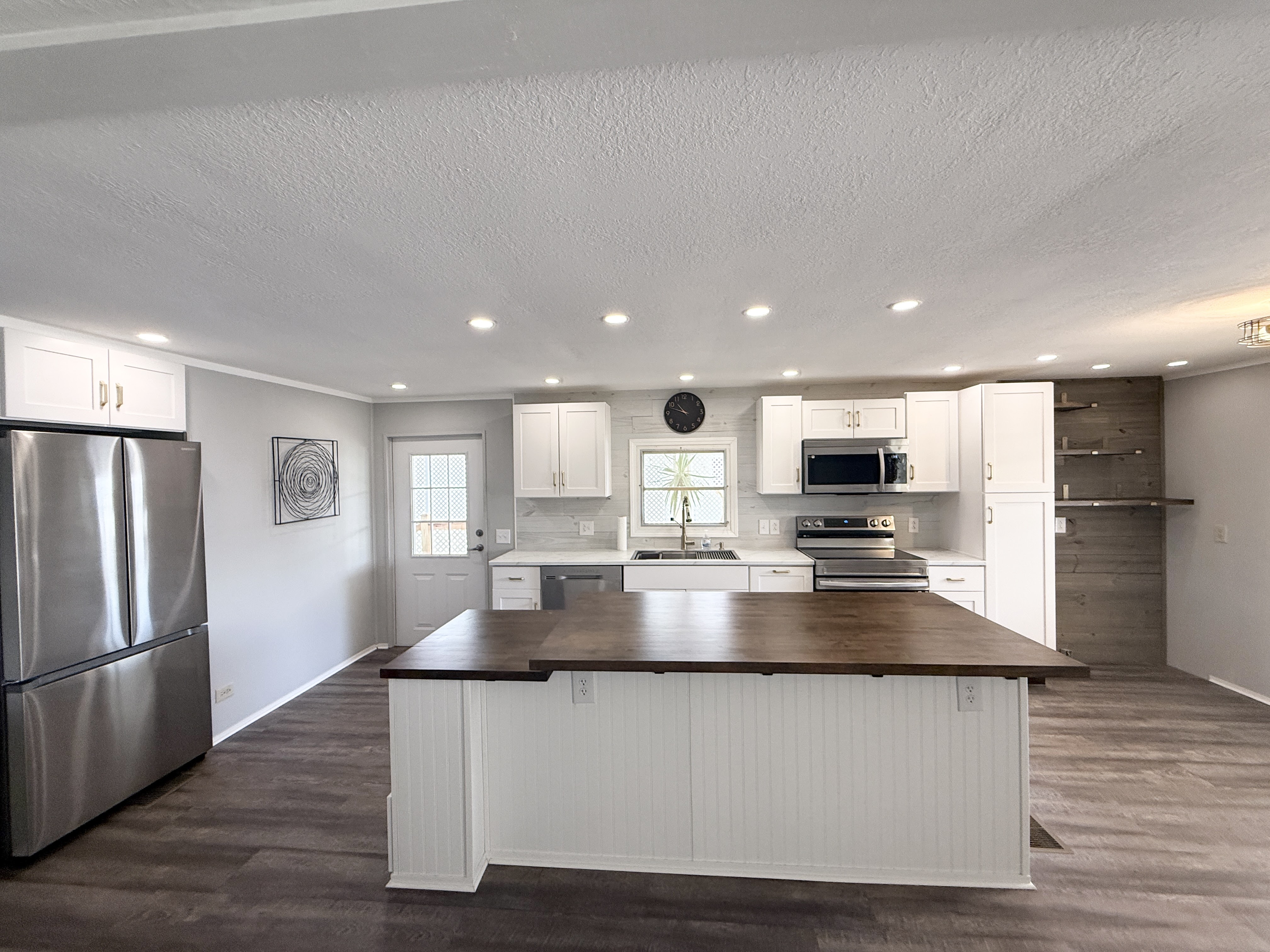 3113 State Road 580, Lot 189, Safety Harbor, Florida 34695, 2 Bedrooms Bedrooms, ,2 BathroomsBathrooms,55-Plus Mobile Home,For Sale,State Road 580, Lot 189,4560