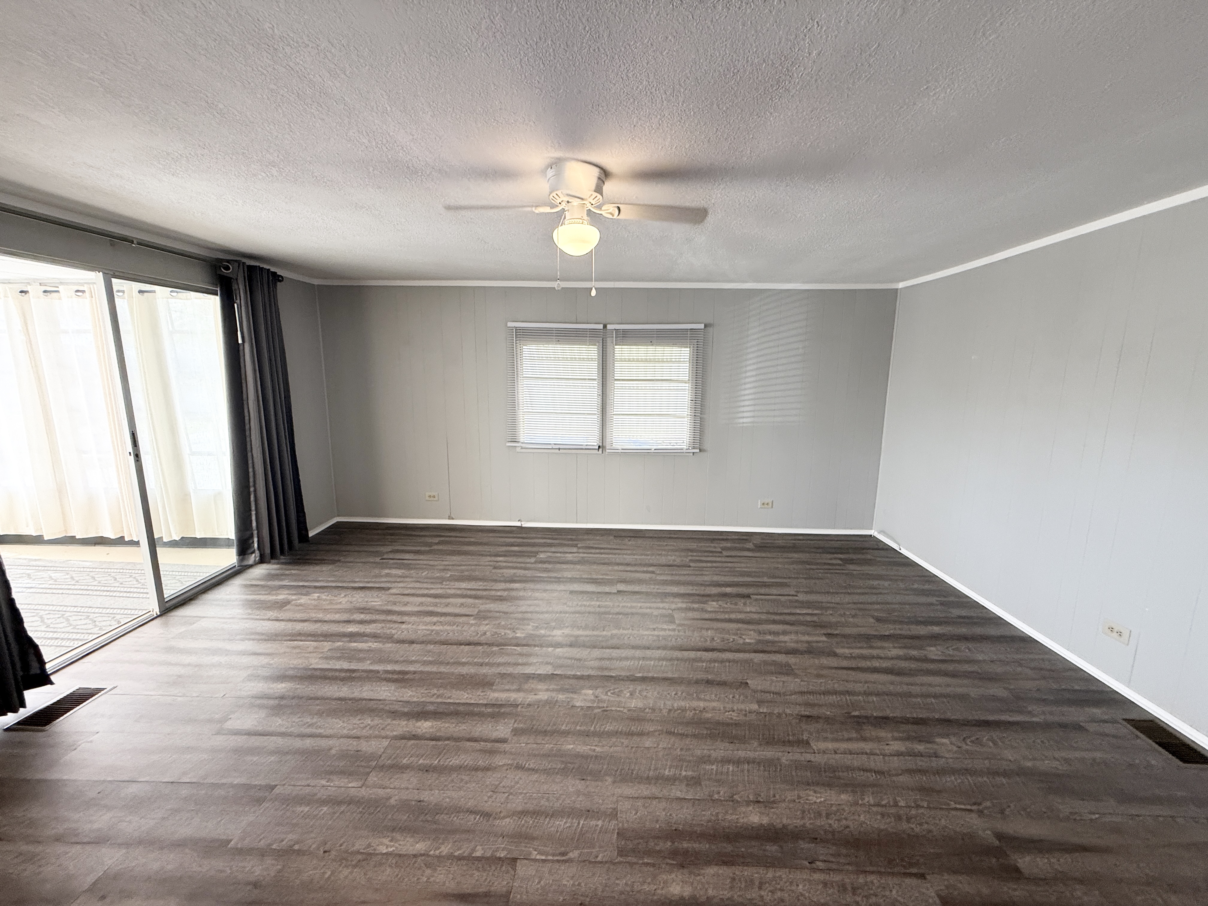 3113 State Road 580, Lot 189, Safety Harbor, Florida 34695, 2 Bedrooms Bedrooms, ,2 BathroomsBathrooms,55-Plus Mobile Home,For Sale,State Road 580, Lot 189,4560