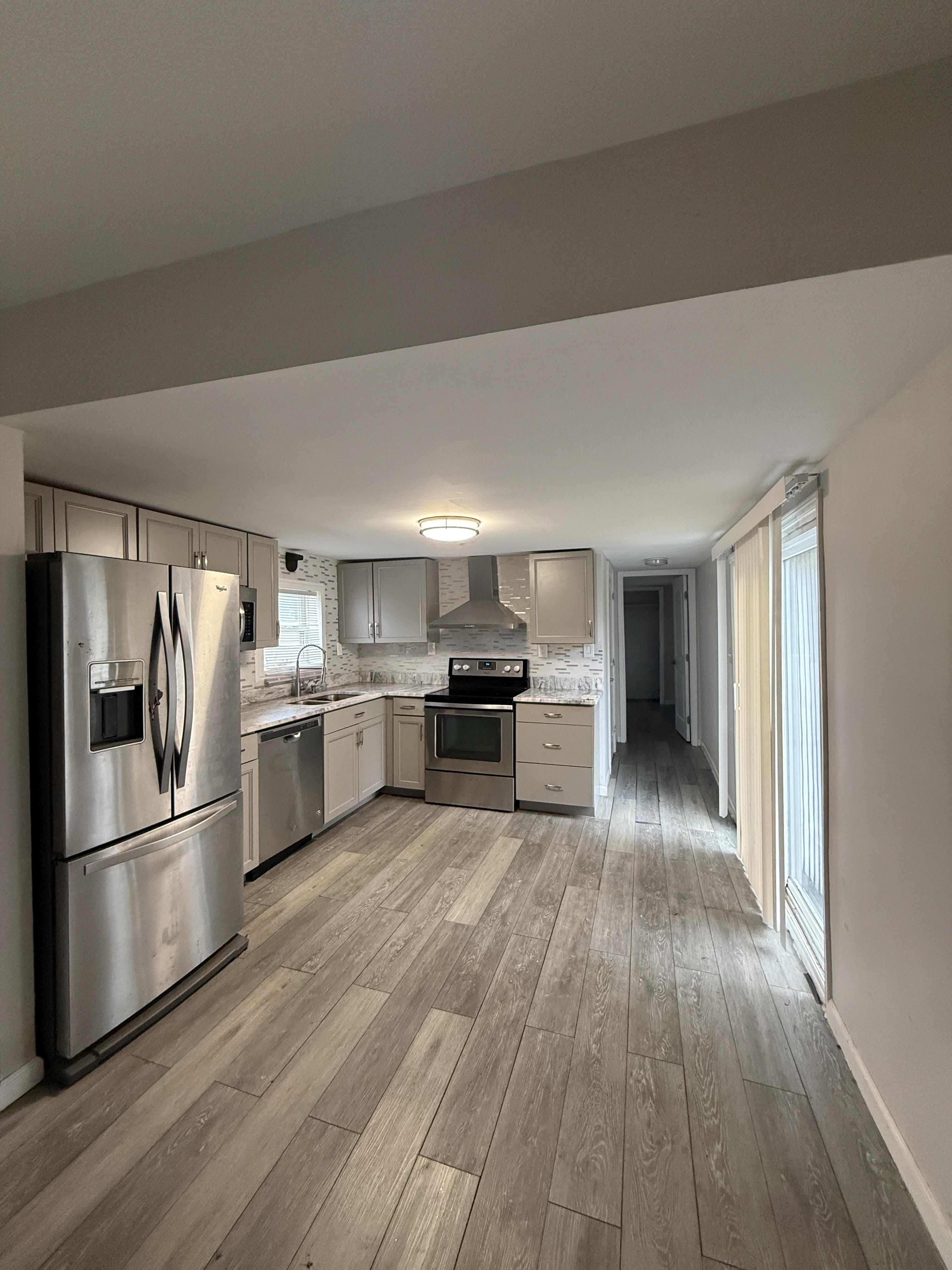 30700 US Hwy 19 N, Lot 25, Palm Harbor, Florida 34684, 2 Bedrooms Bedrooms, ,1 BathroomBathrooms,All - Age Mobile Home,For Sale,US Hwy 19 N, Lot 25,4561