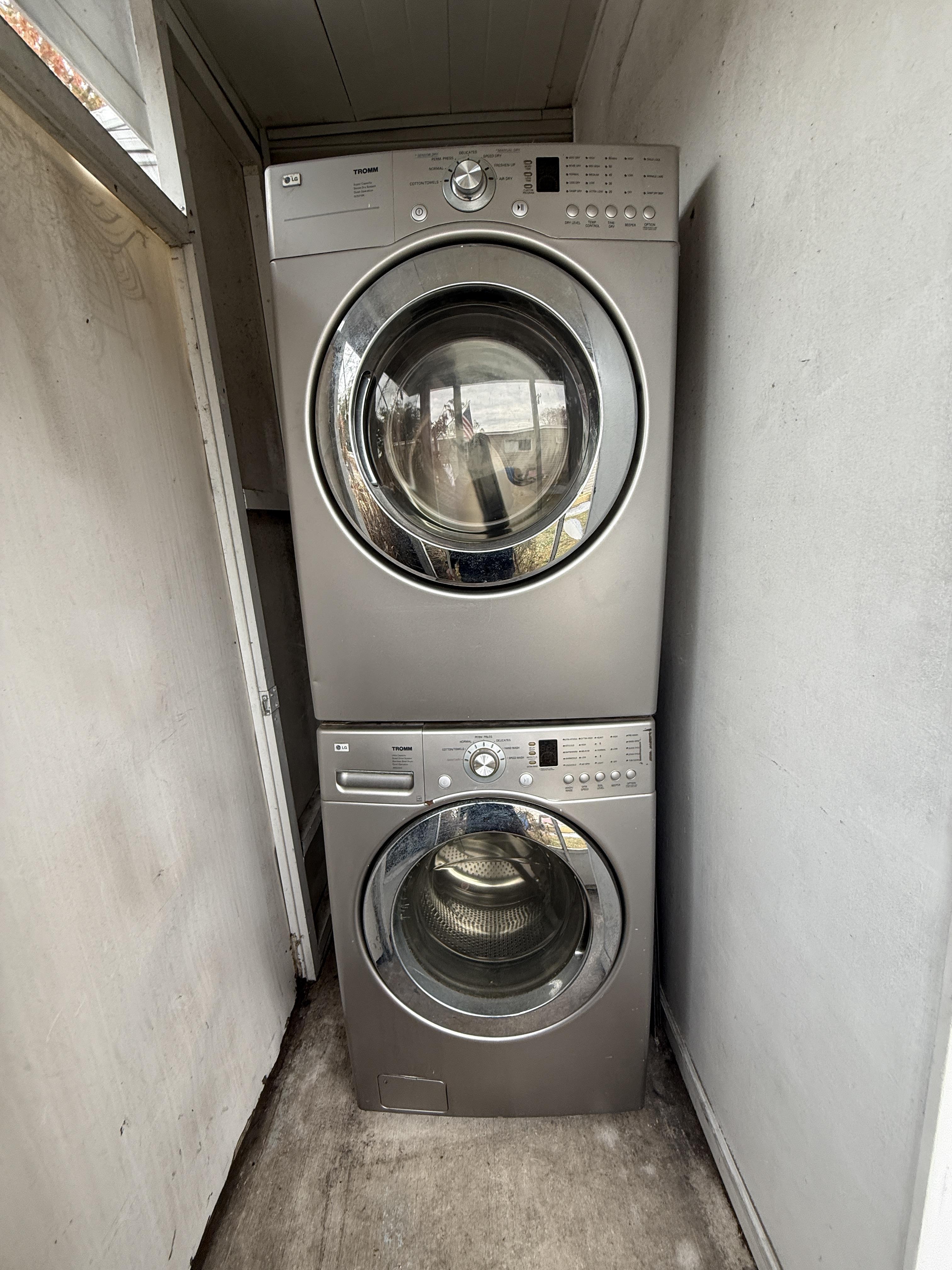 30700 US Hwy 19 N, Lot 25, Palm Harbor, Florida 34684, 2 Bedrooms Bedrooms, ,1 BathroomBathrooms,All - Age Mobile Home,For Sale,US Hwy 19 N, Lot 25,4561