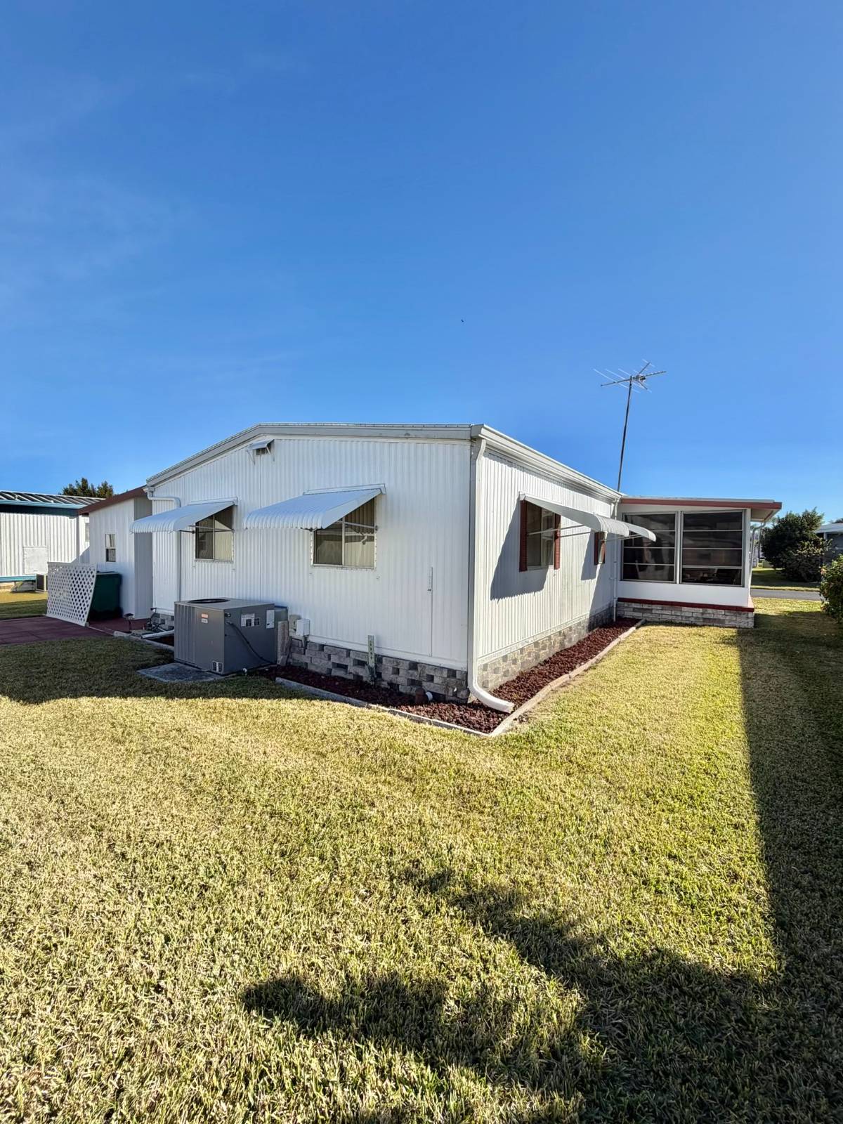 751 10th St E, Lot 404, Palmetto, Florida 34221, 2 Bedrooms Bedrooms, ,2 BathroomsBathrooms,55-Plus Mobile Home,For Sale,10th St E, Lot 404,4562
